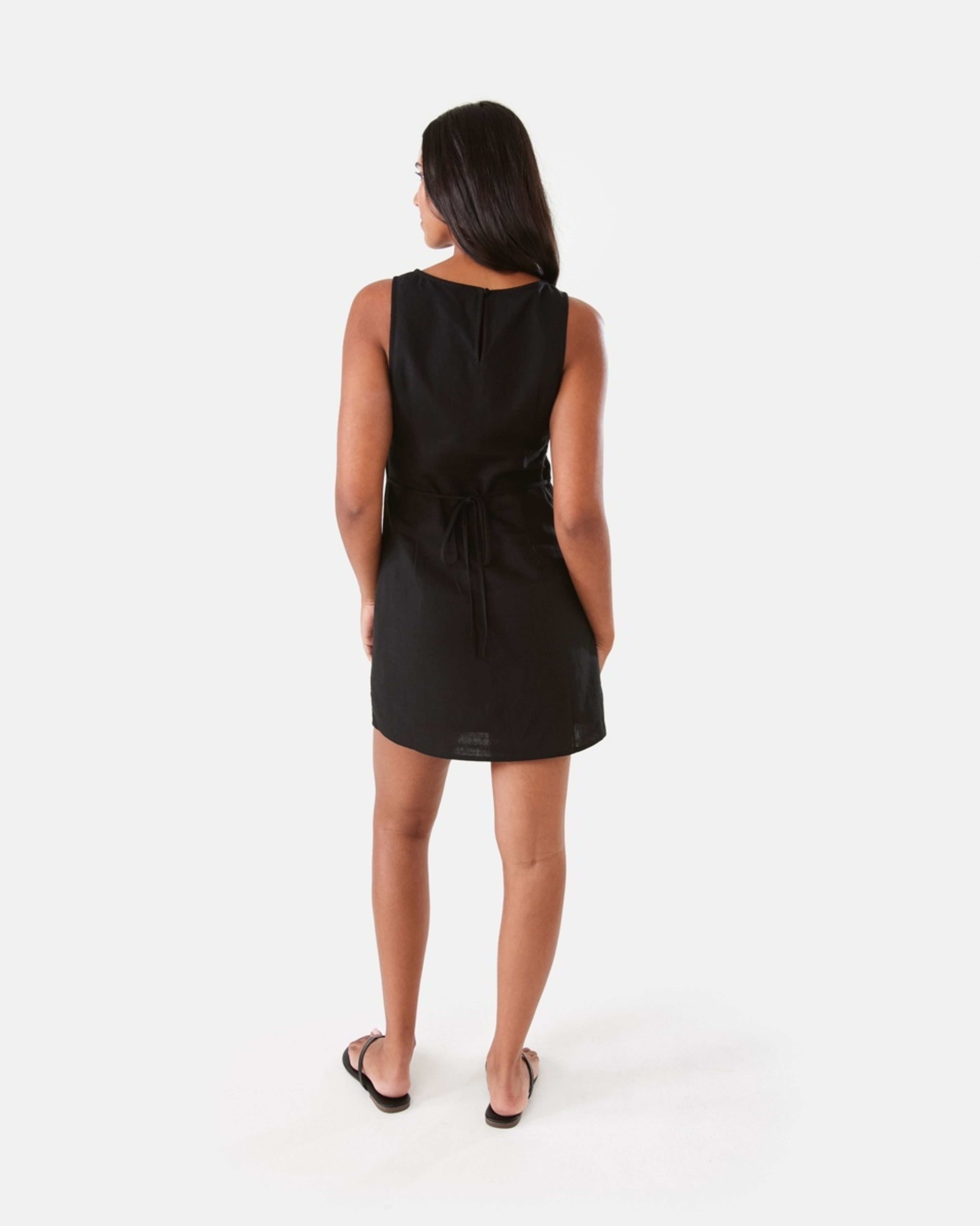 6 Sleeveless Boat Neck Linen Blend Mini Dress Black, 6 of 10