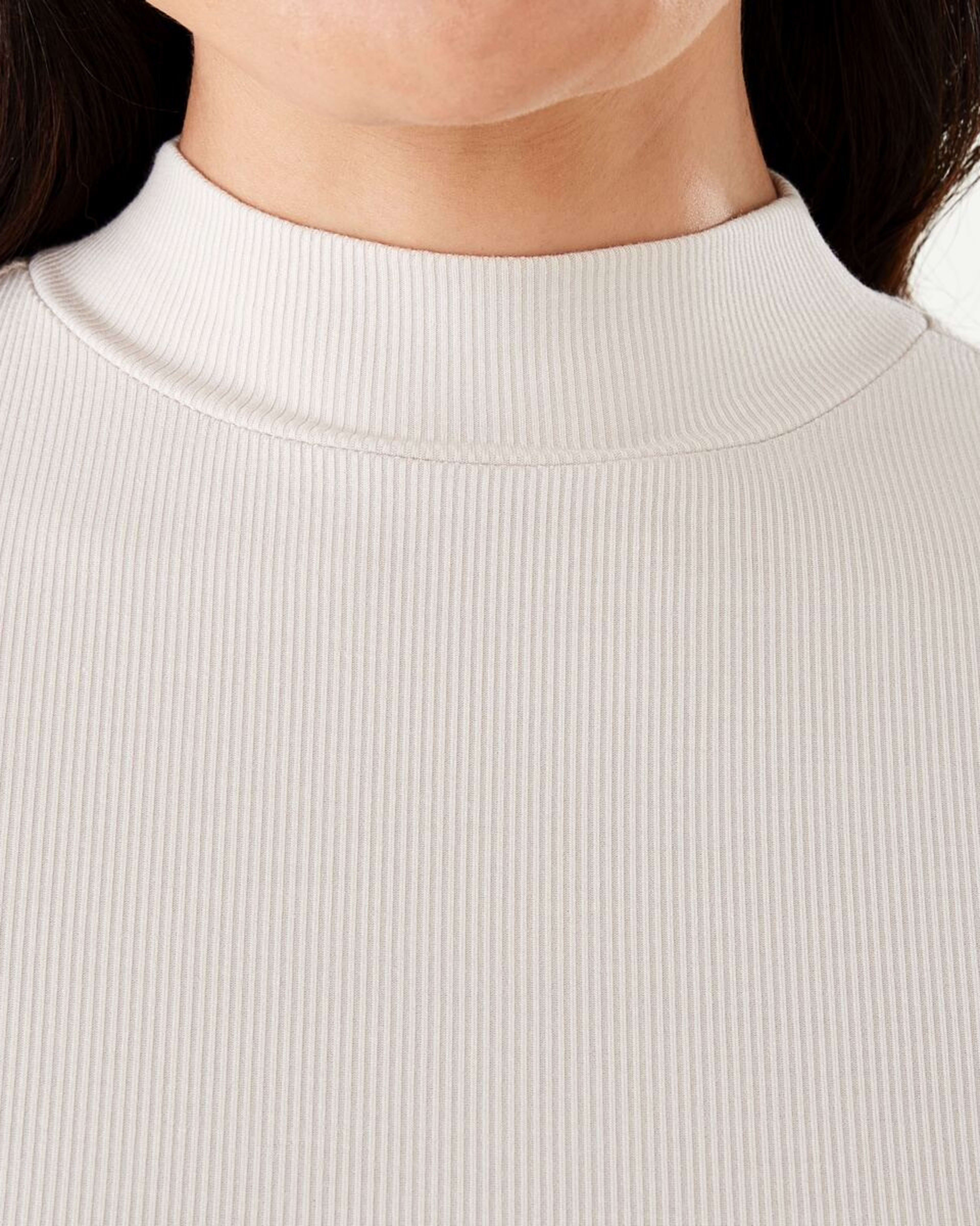 5 Long Sleeve Rib Mock Neck Top Nat Beige, 5 of 5