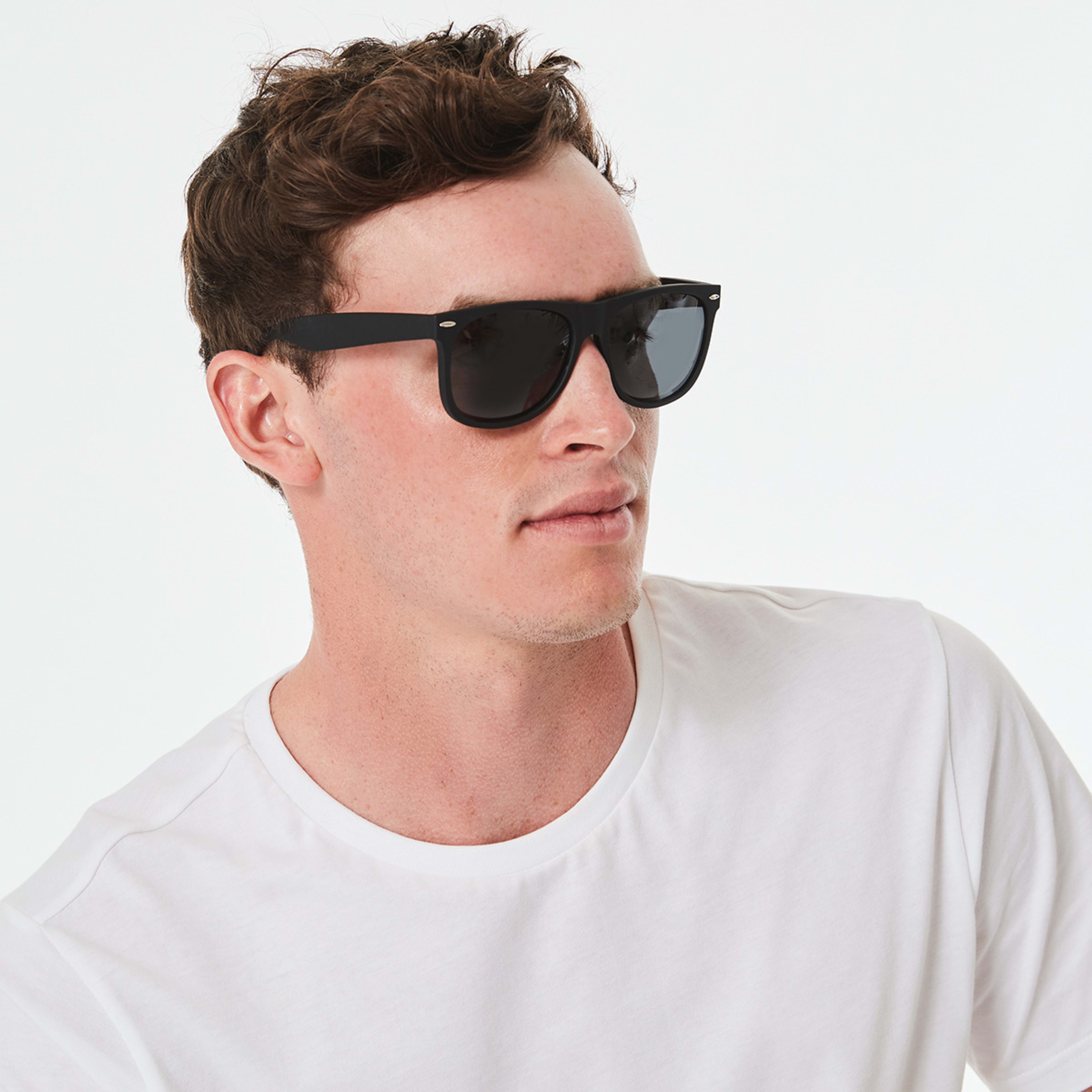 5 Polarised D Frame Sunglasses Black, 5 of 6