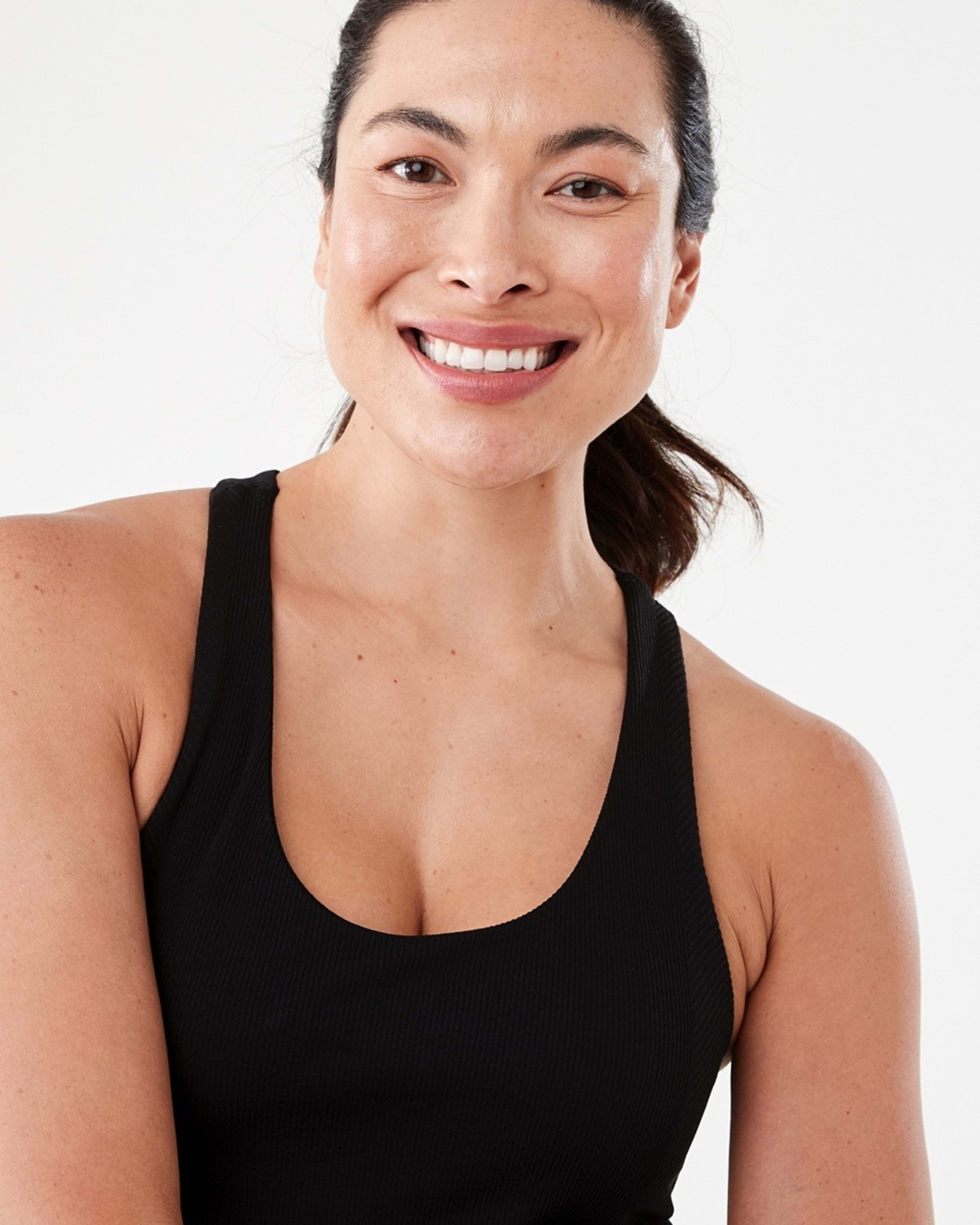 4 Active Womens Seamfree Shelf Bra Tank Black, 4 of 6