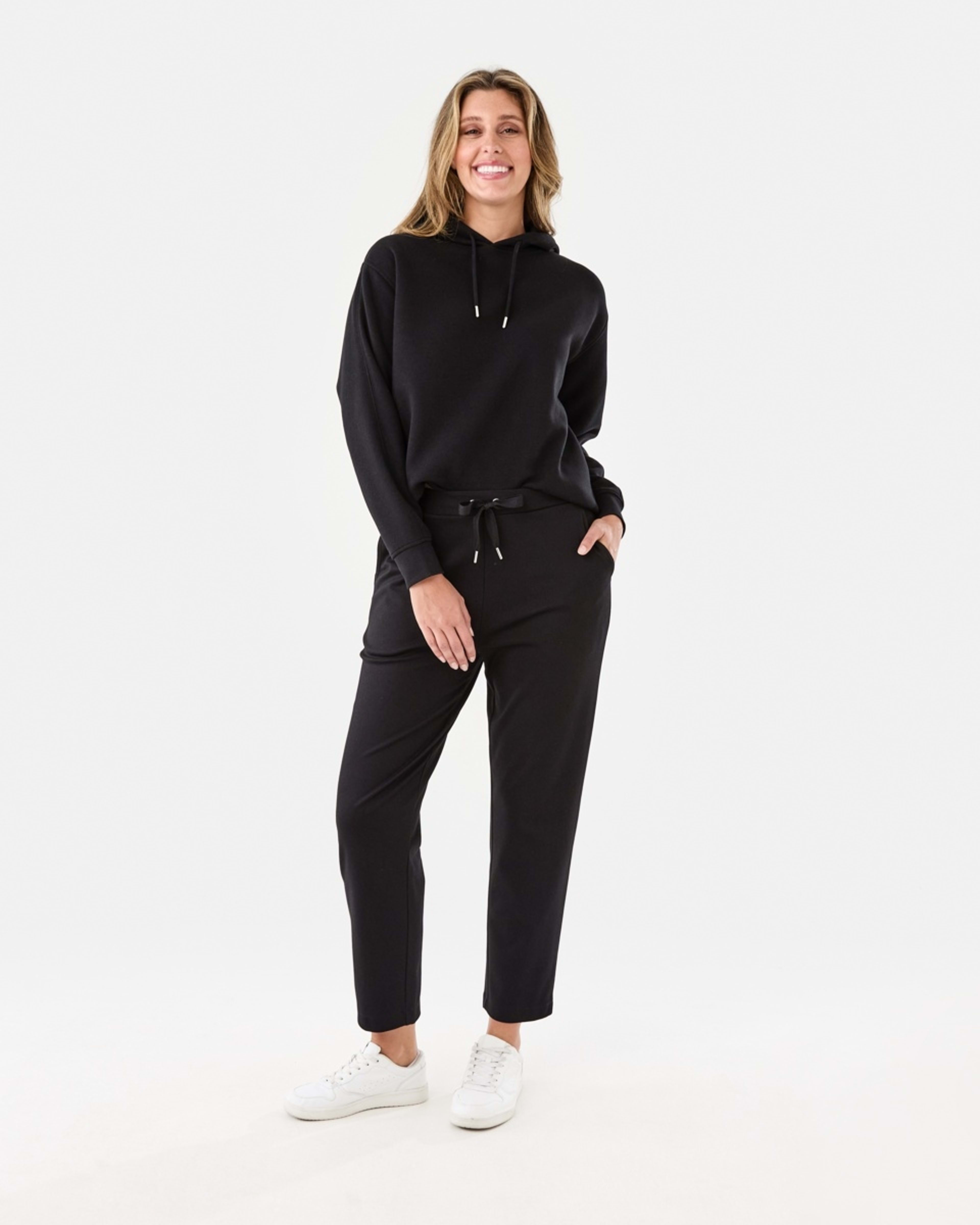 7 Ponte Trackpants Black, 7 of 7