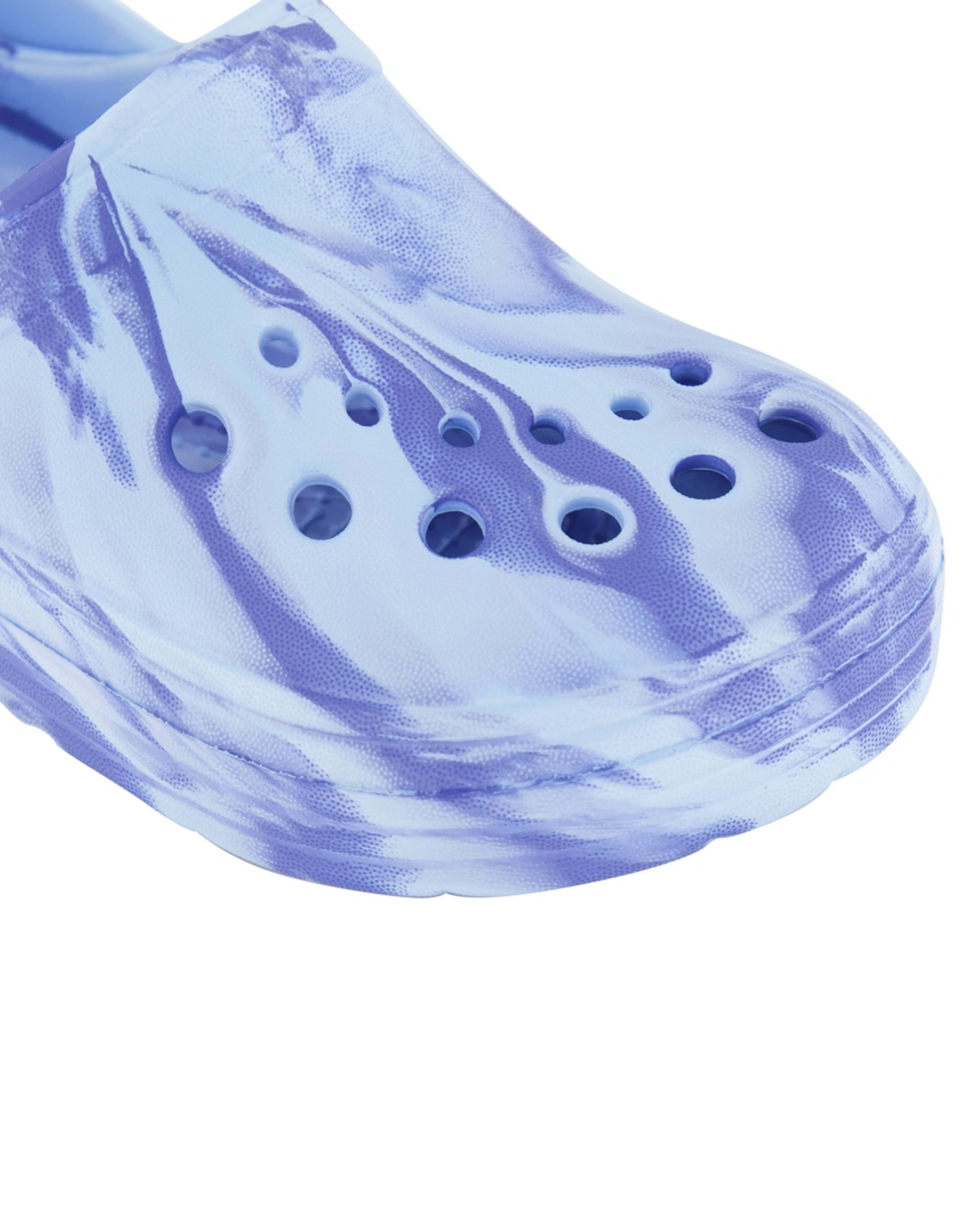 4 Junior Slip-On Clogs Marble Blu, 4 of 4