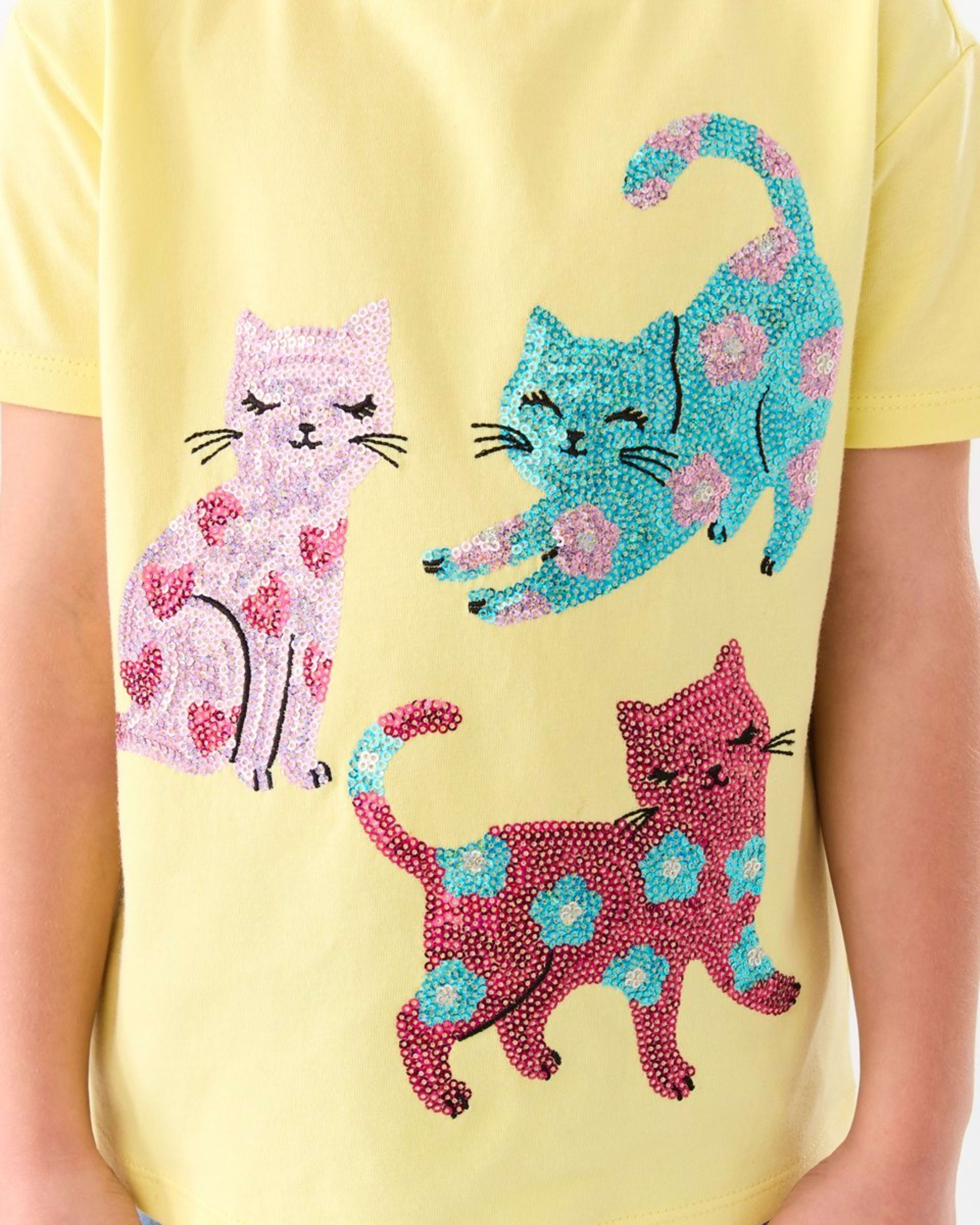4 Short Sleeve Sequin T-shirt Ylw Cat, 4 of 8