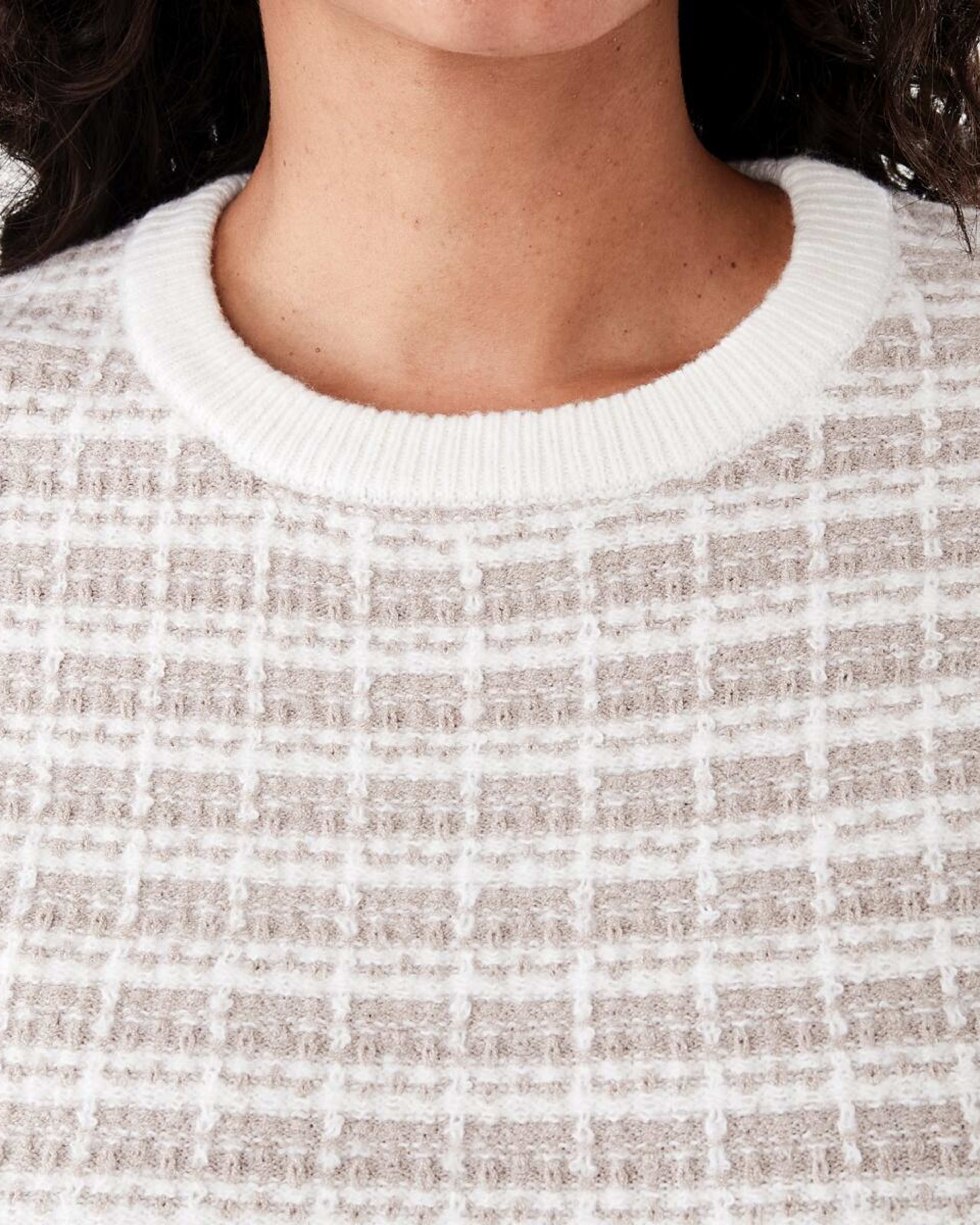 5 Short Sleeve Textured Knit Mini Dress Wht Blend, 5 of 7