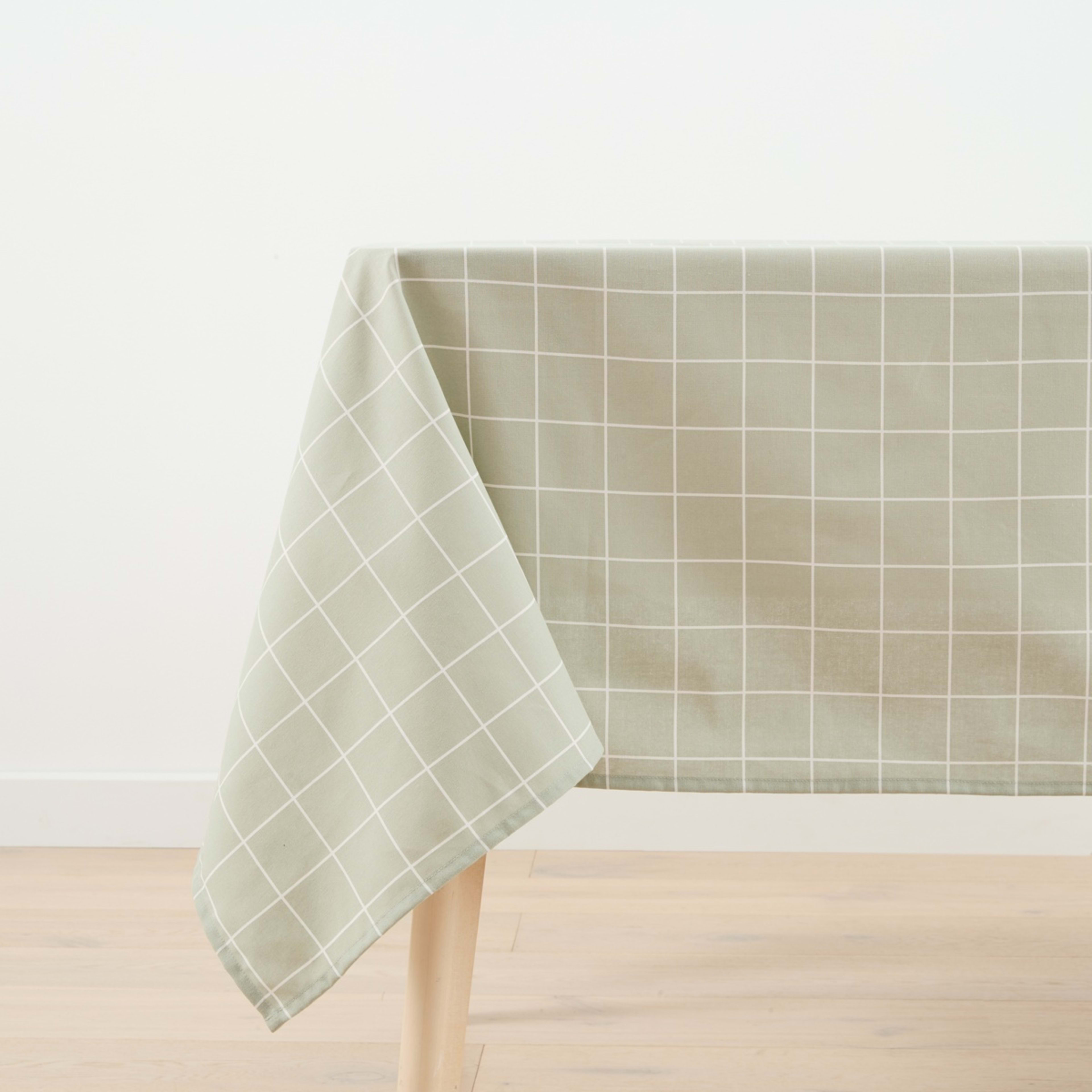 3 Grid Tablecloth, 3 of 5