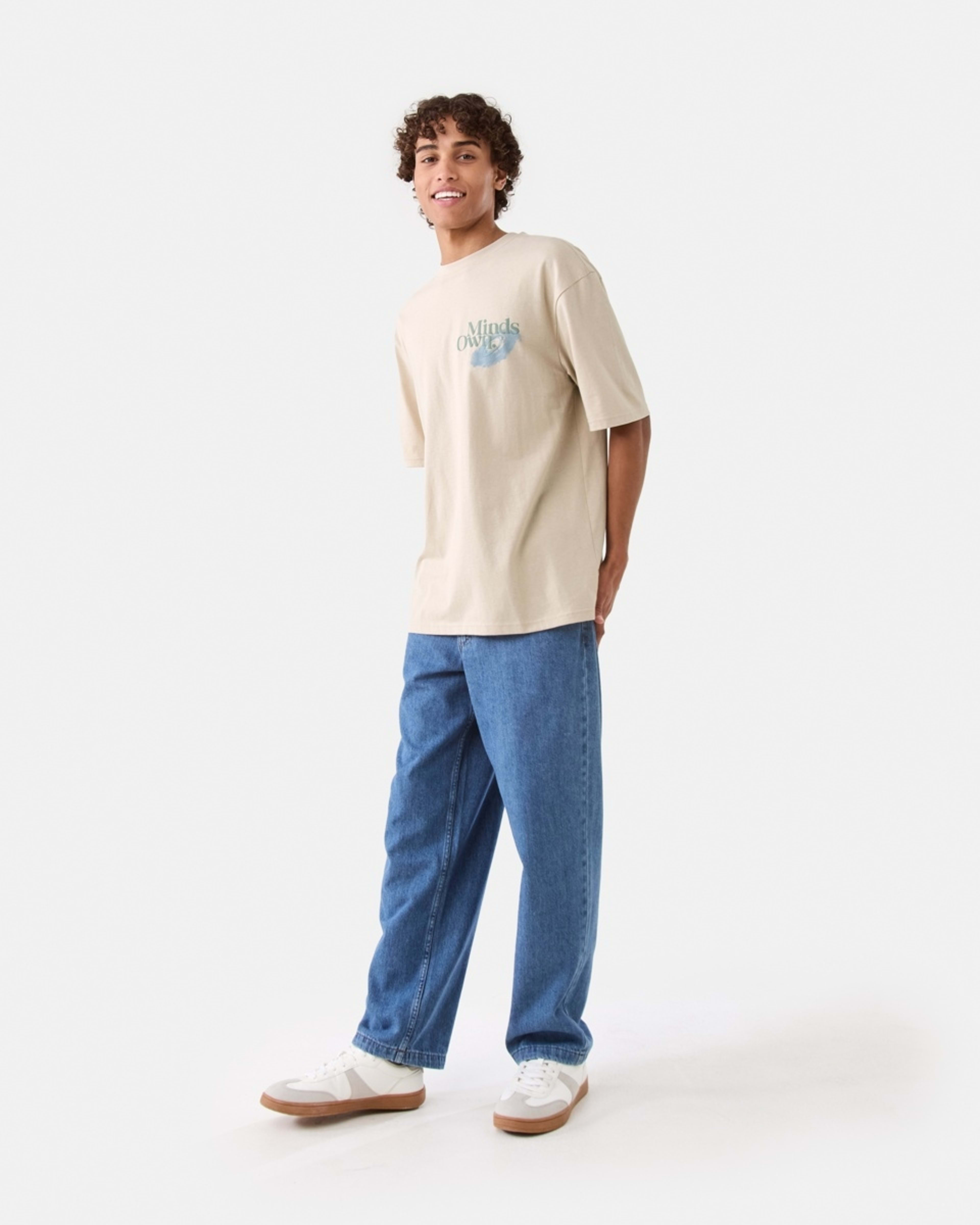 3 Oversized Graphic T-shirt MINDS OWN, 3 of 7