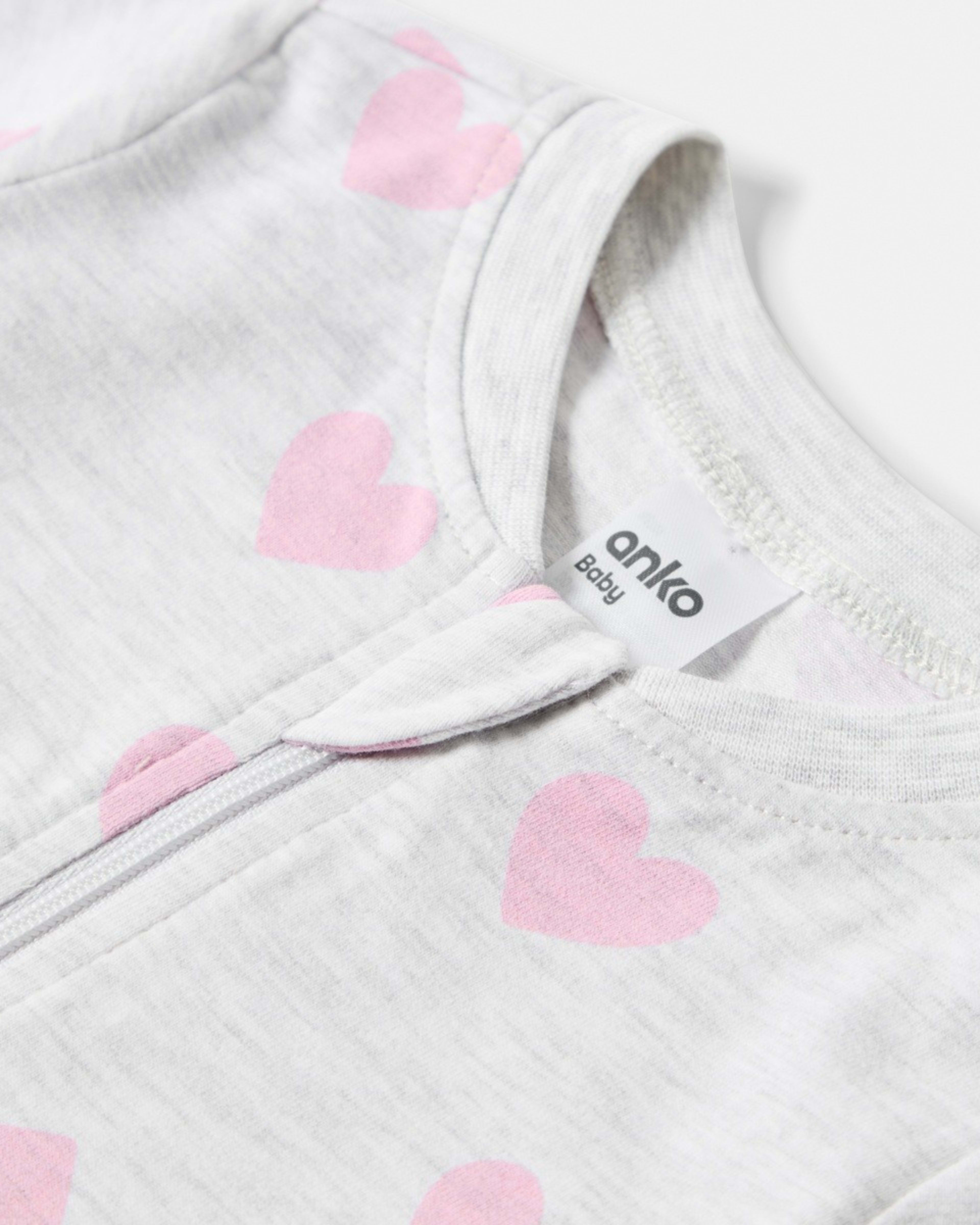 3 Turn Cuff Coverall Wht Heart, 3 of 3
