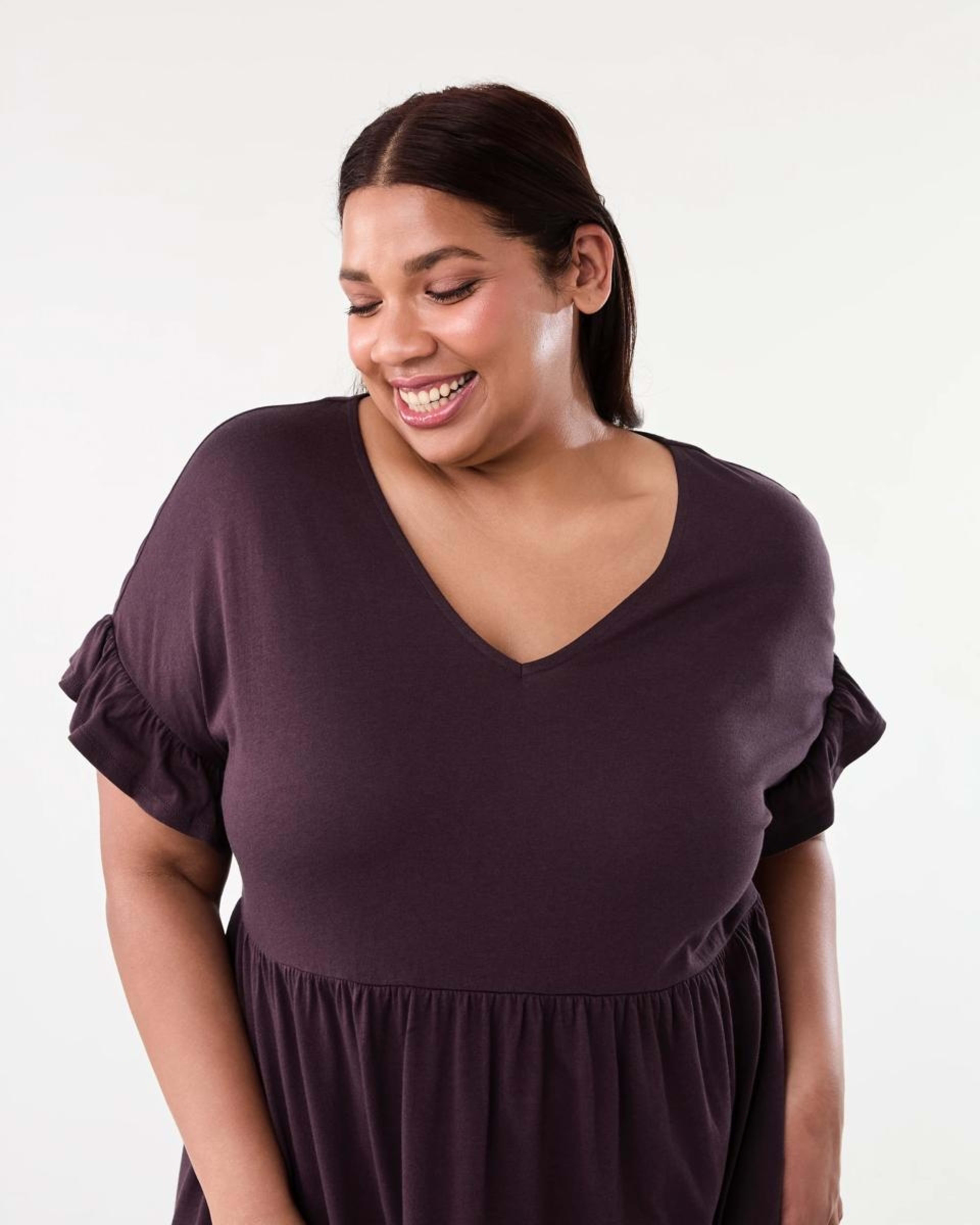 4 Curve Short Sleeve Frill Tier Knit Mini Dress Fudge, 4 of 8