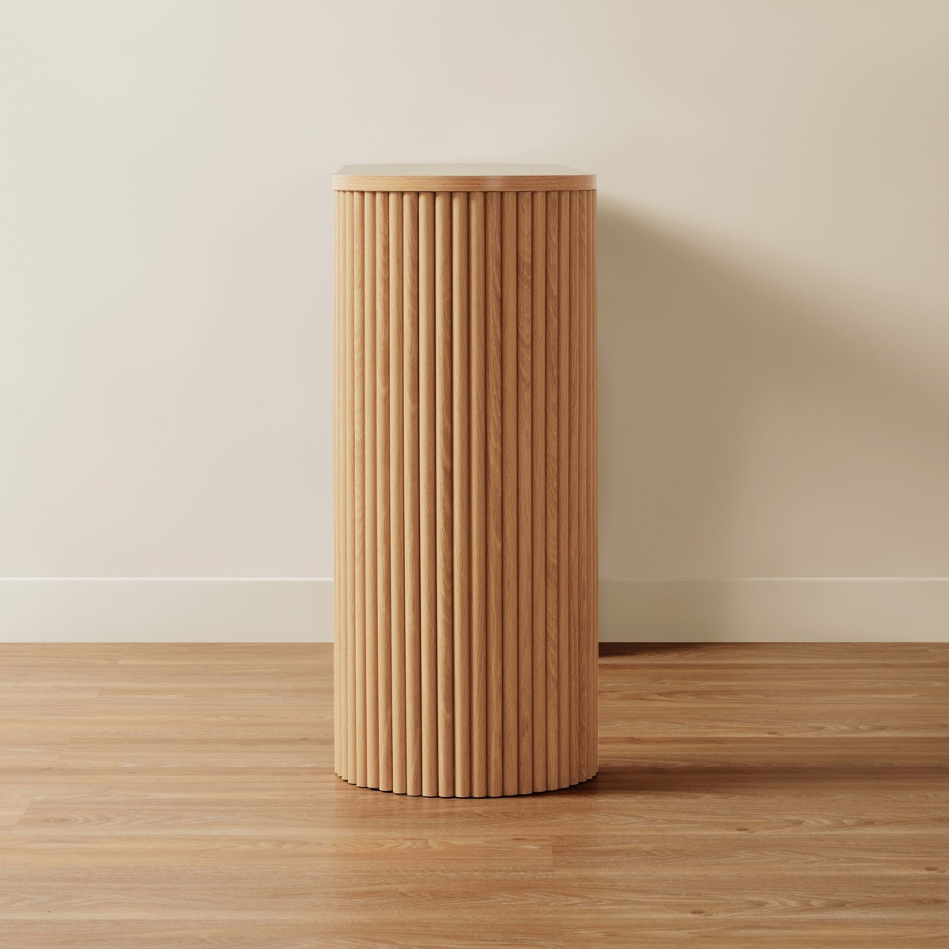 4 Ryan Ribbed Hall Table, 4 of 5