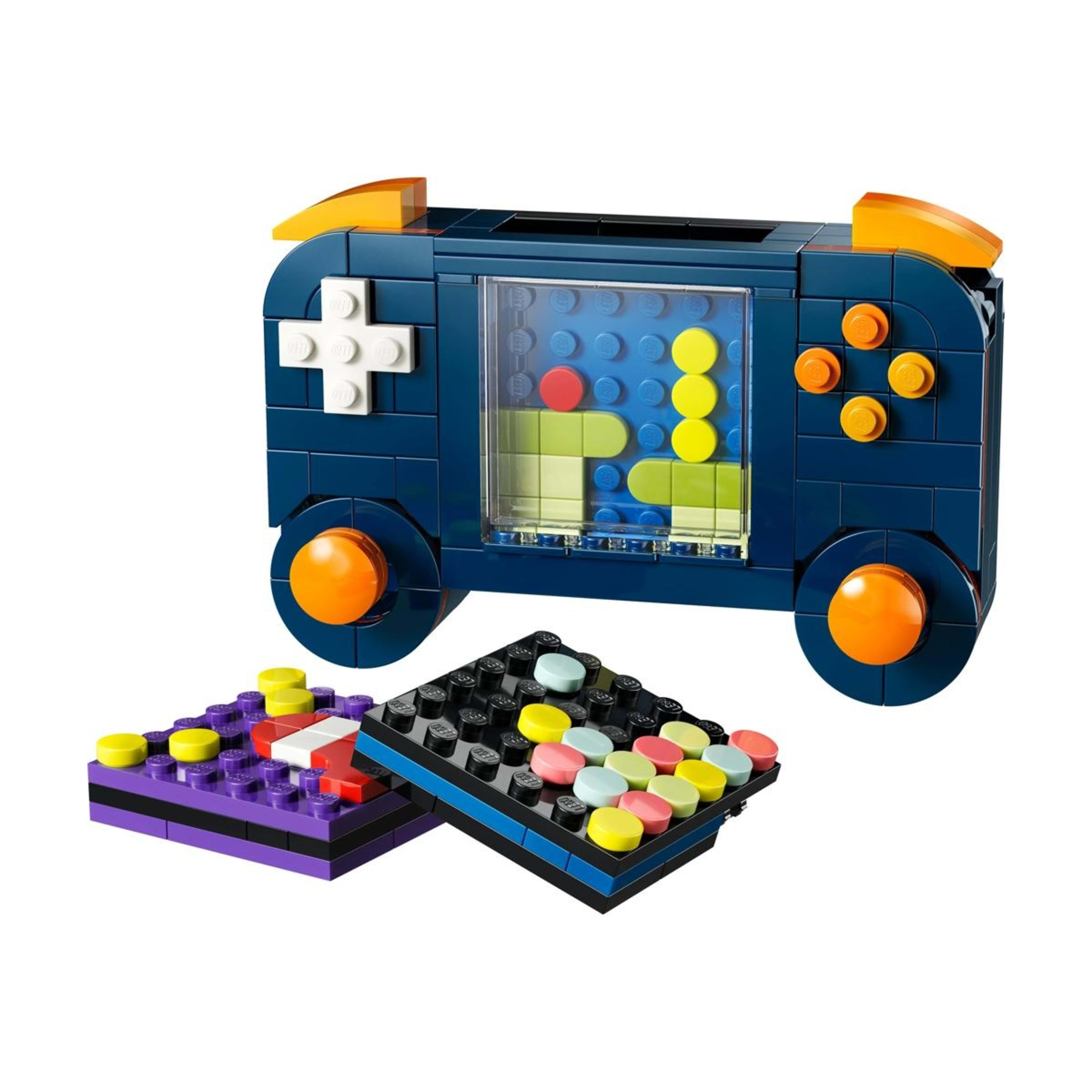 2 LEGO Creator 3 in 1 Retro Gaming Console 31380, 2 of 10