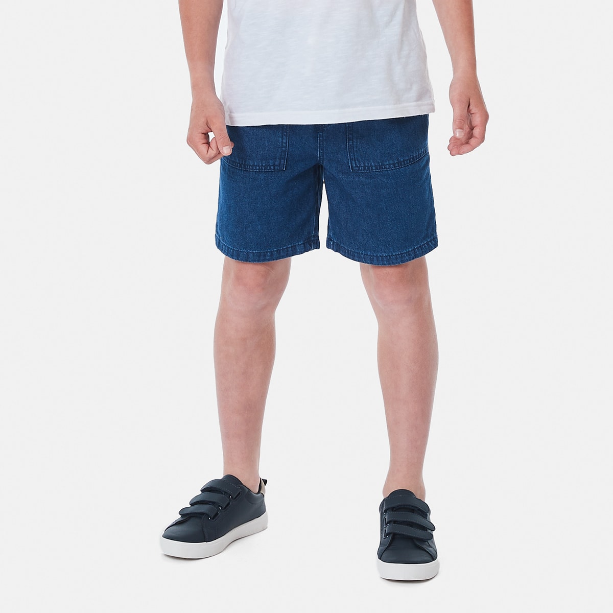 Elastic Waist Patch Pocket Denim Shorts 