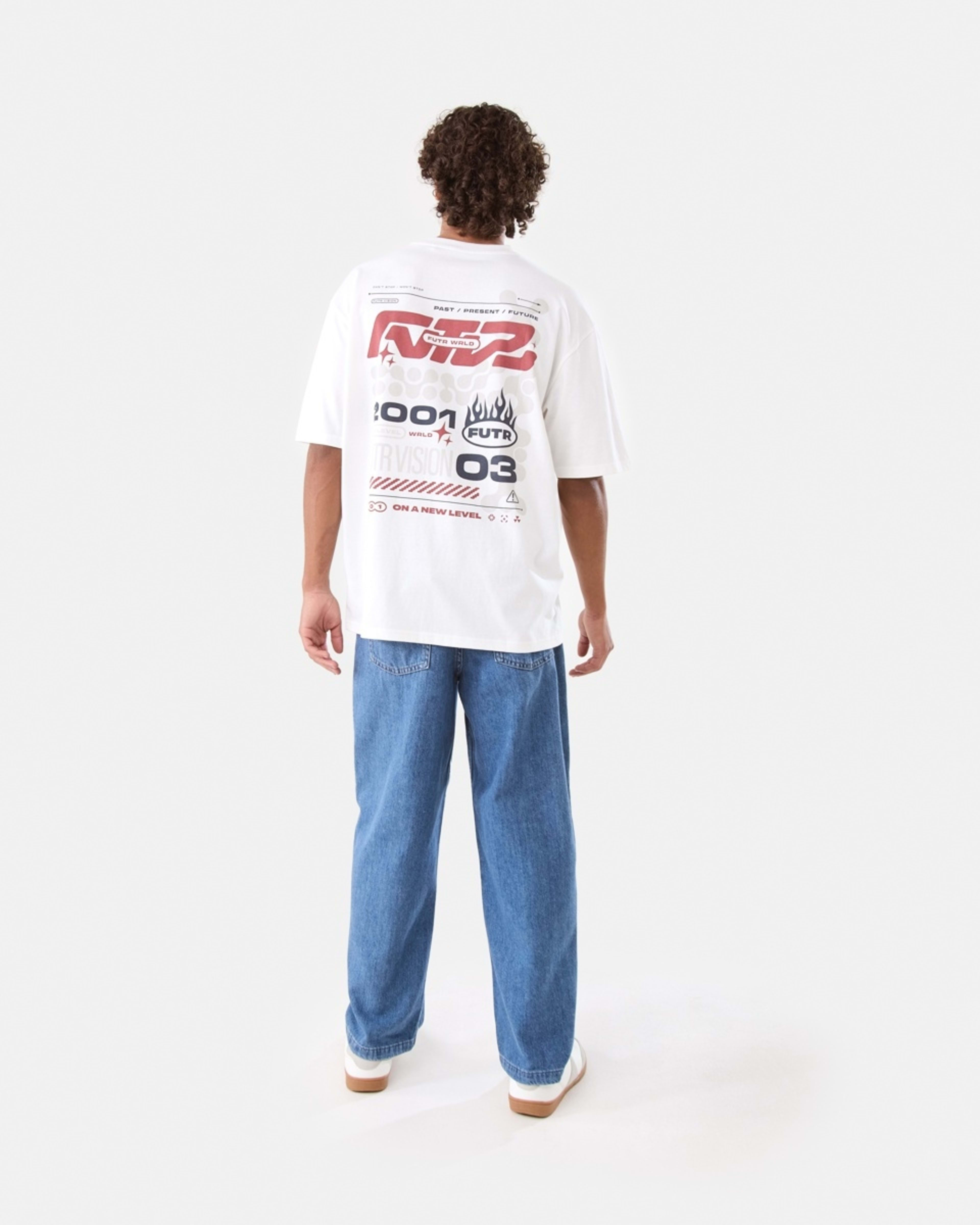 4 Oversized Graphic T-shirt SNOW WHITE, 4 of 7