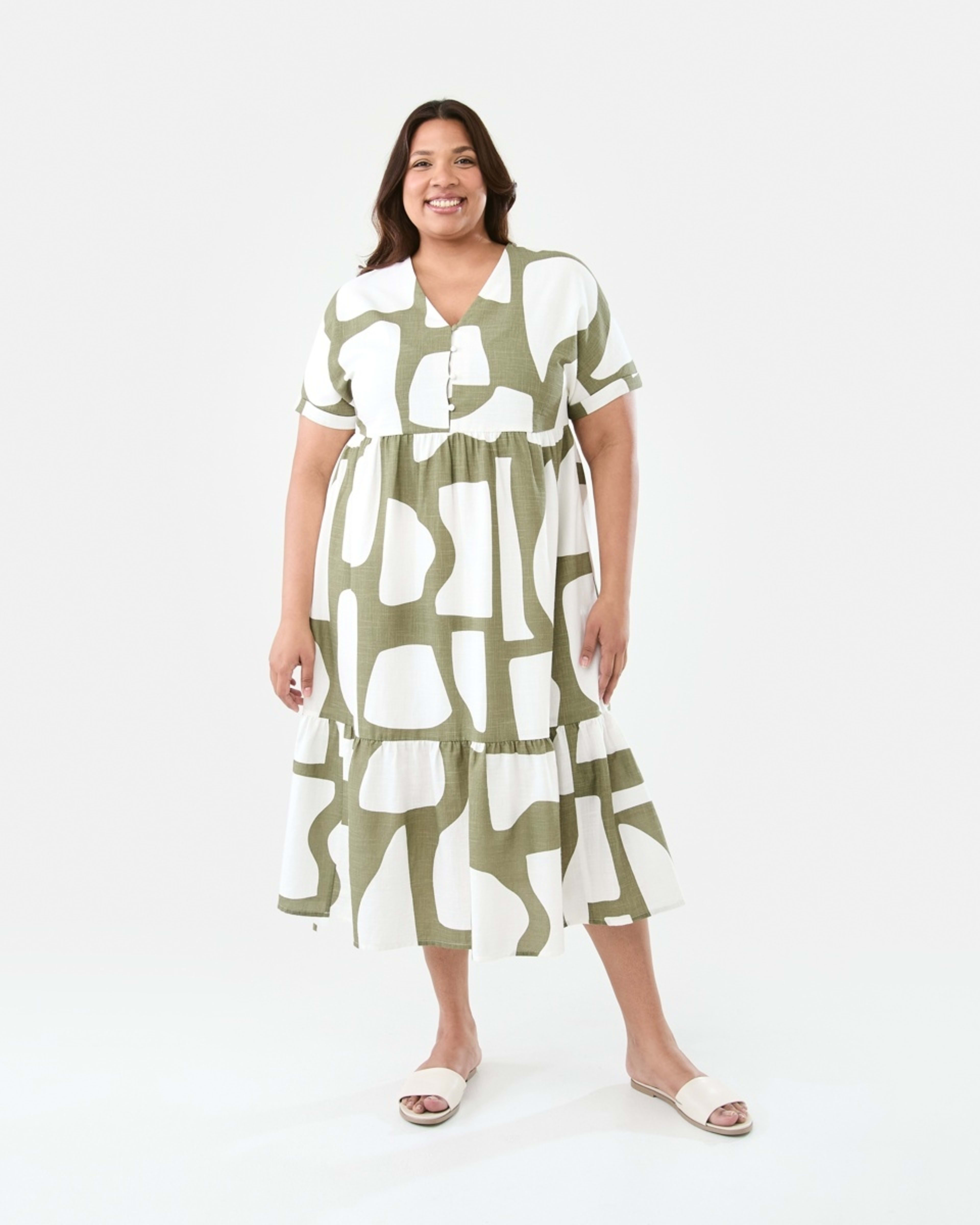 1 Curve Short Sleeve Tiered Midi Dress Large Abstract Olive Leaf