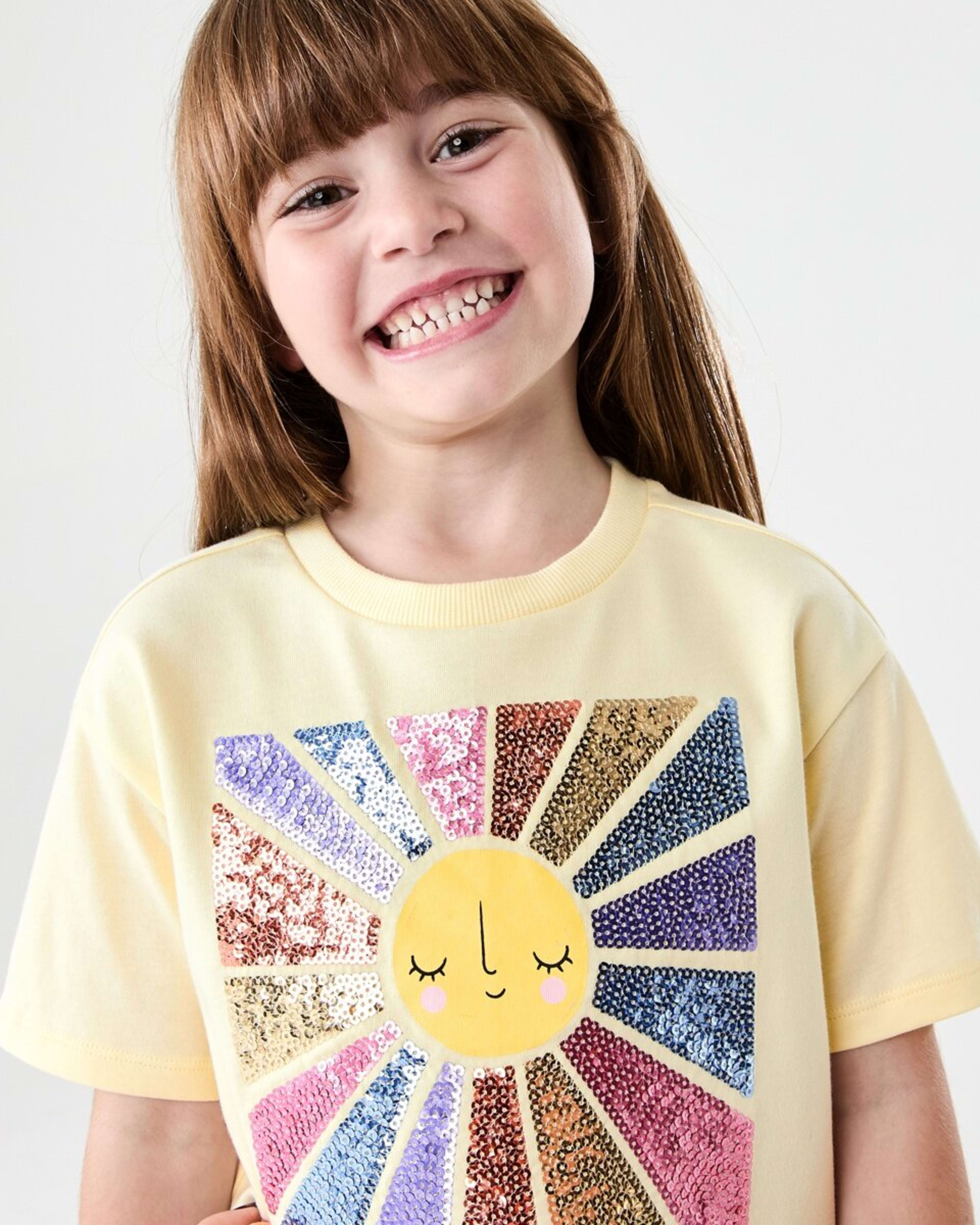3 Short Sleeve Embellished T-shirt SOL SEQUIN PEAR SORBET, 3 of 6