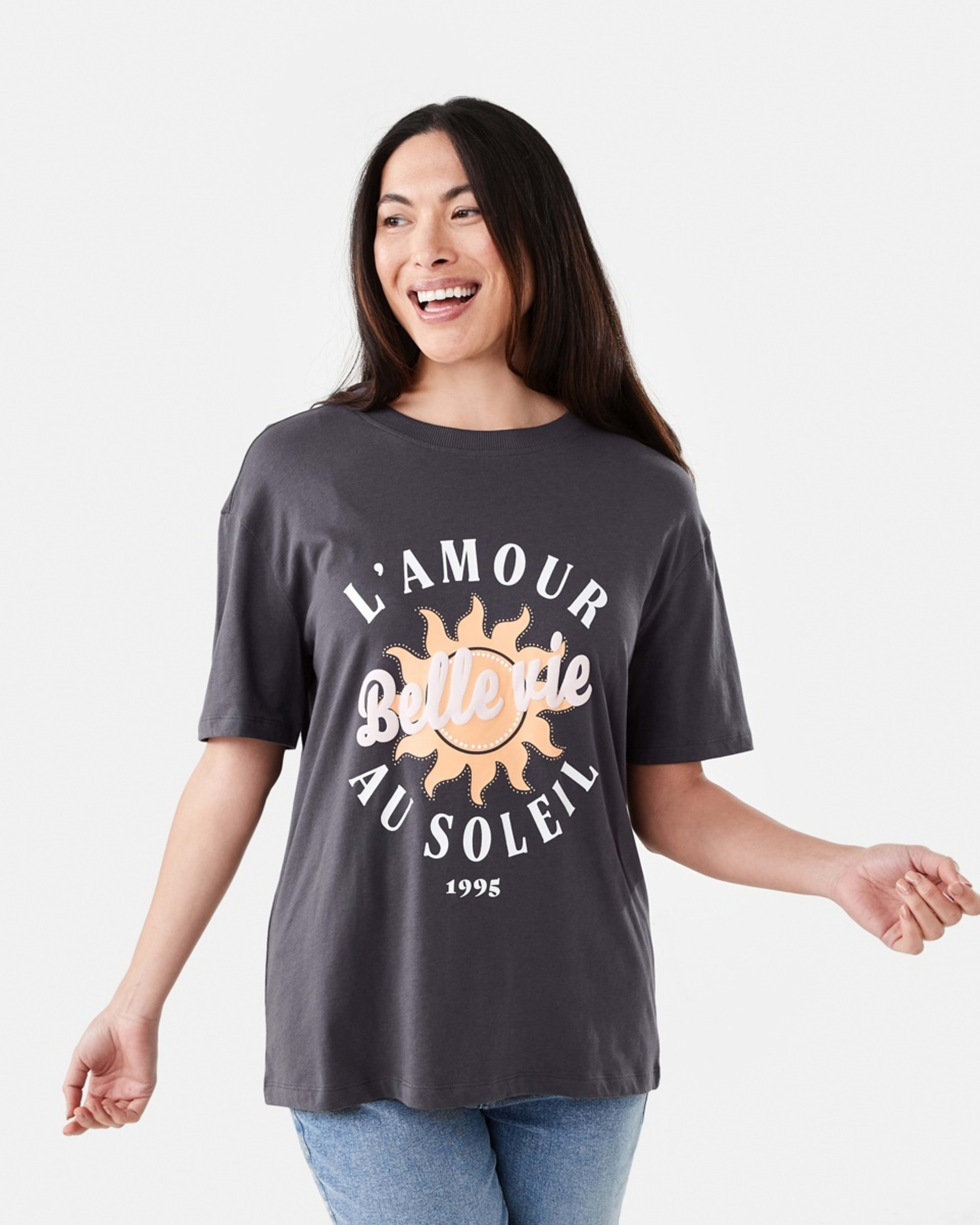1 Short Sleeve Oversized Boyfriend T-shirt Au Soleil