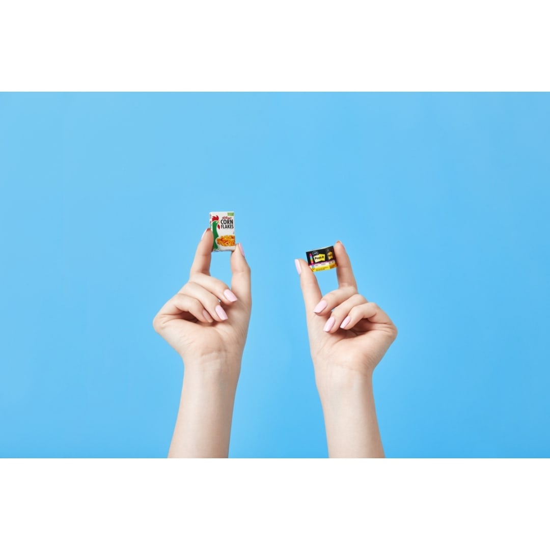 Zuru Real Miniature Brands Collectible Toy, Capsules of 5 Mystery