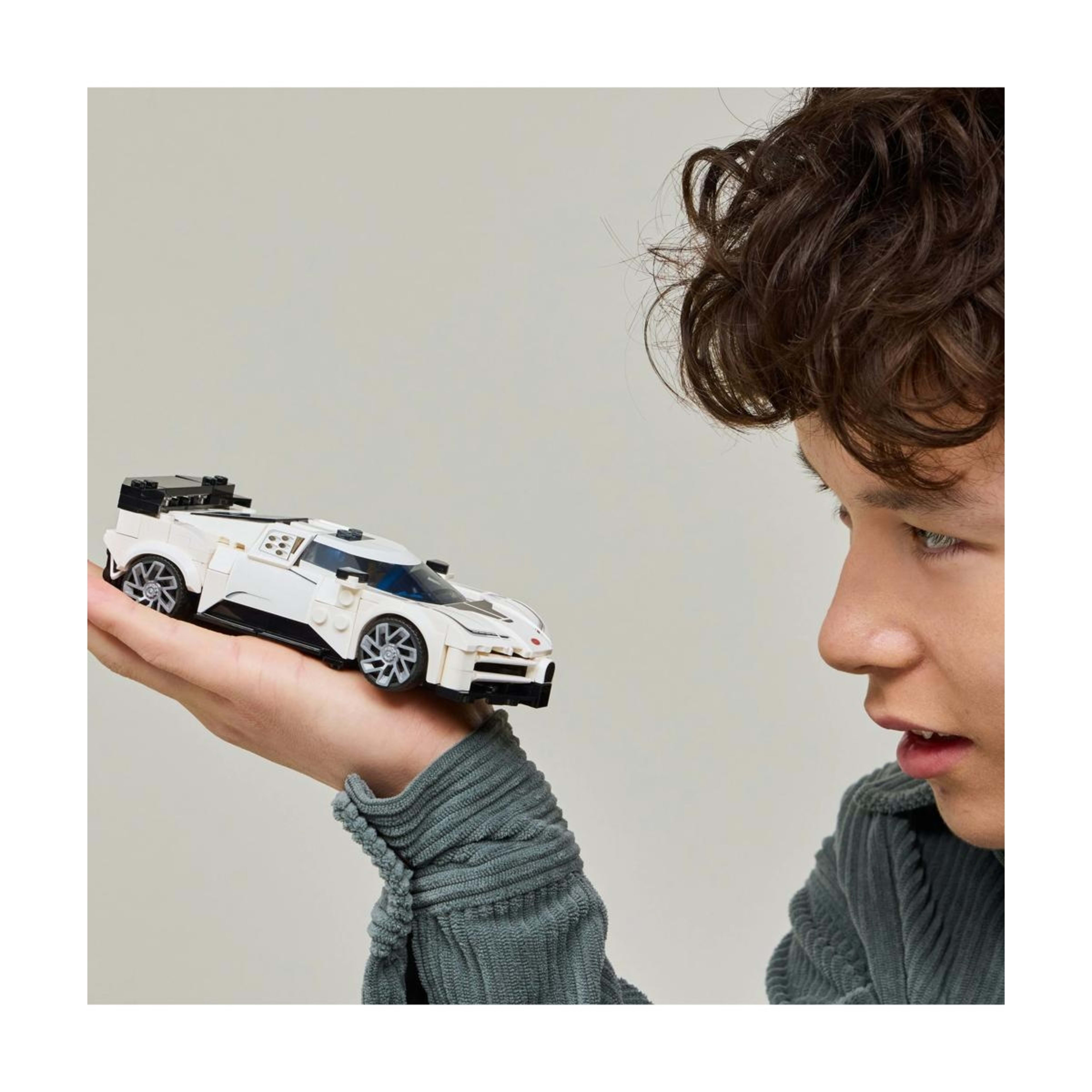 8 LEGO Speed Champions Bugatti Centodieci Hyper Sports Car 77240, 8 of 10