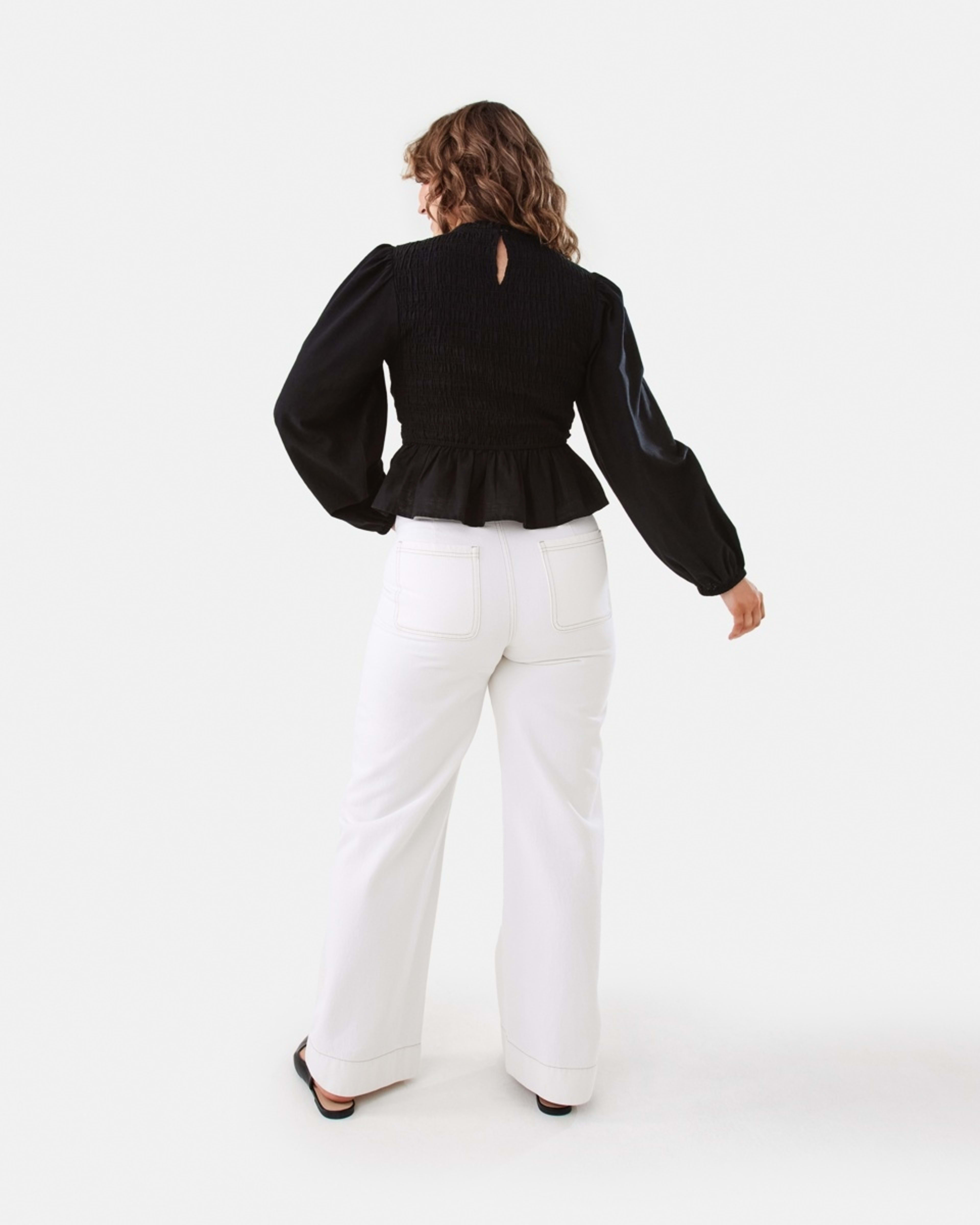 4 Long Sleeve Shirred Bodice Top Black, 4 of 9