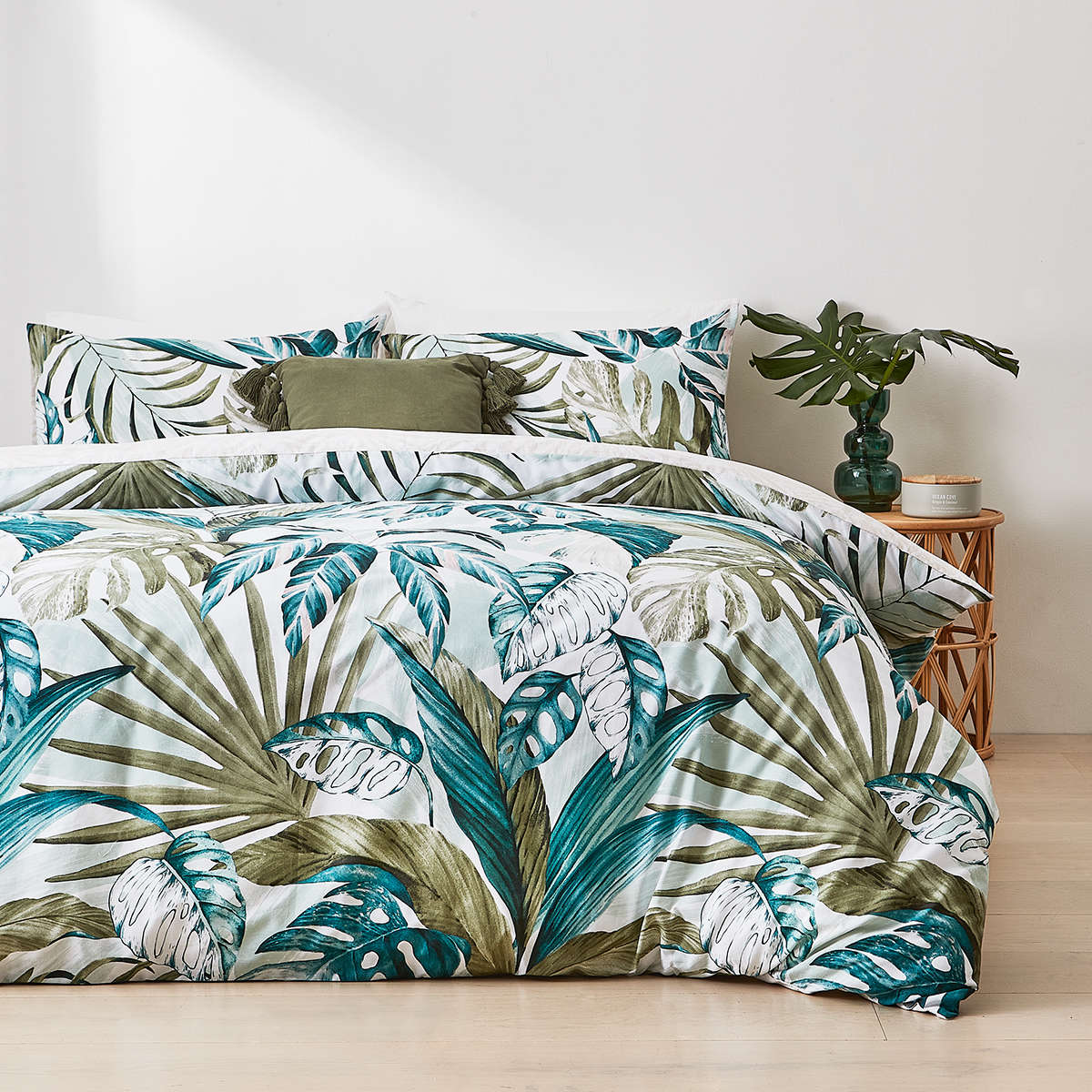 Mena Reversible Quilt Cover Set - Single Bed - Kmart