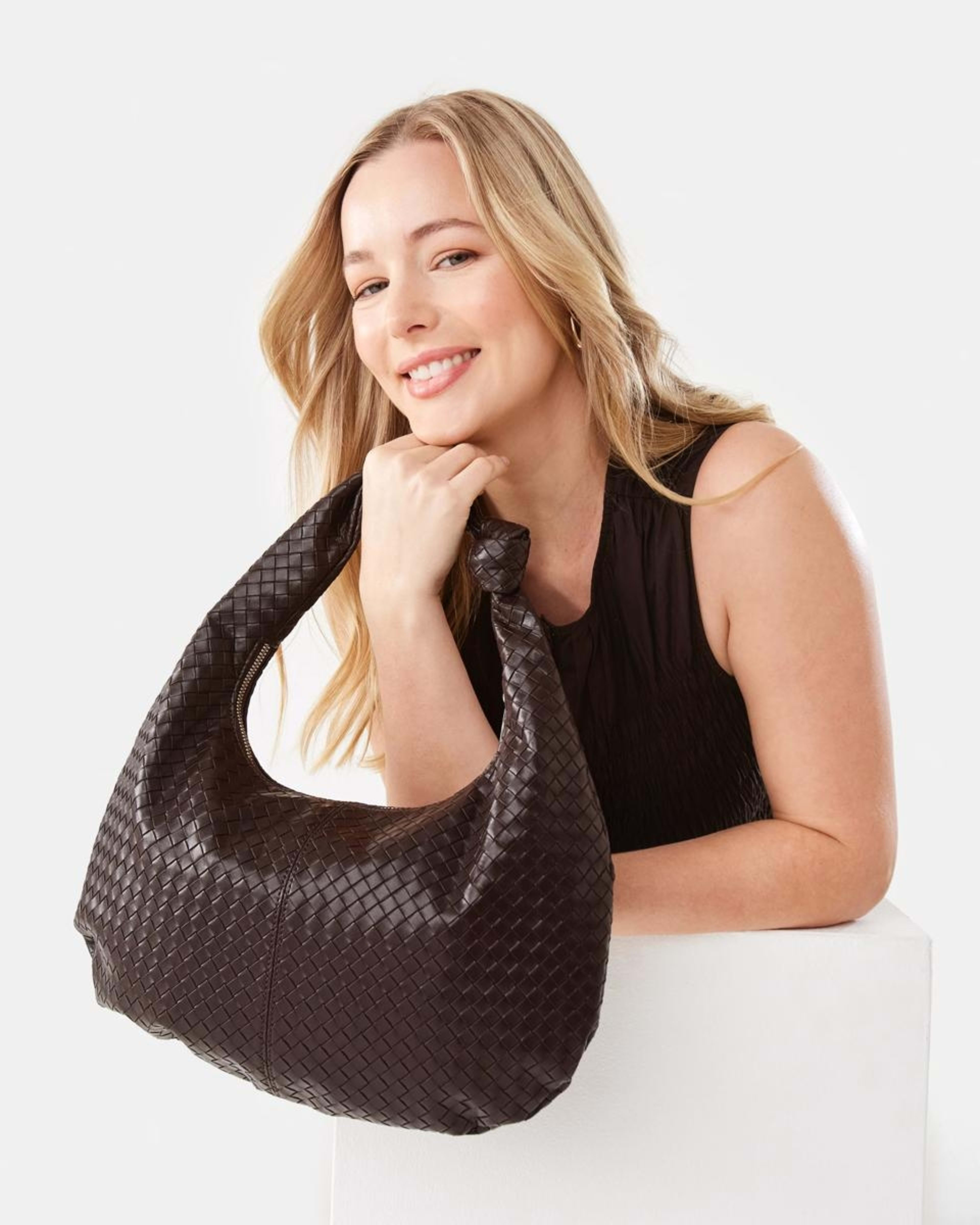 4 Weave Shoulder Bag CHOCOLATE PLUM, 4 of 8