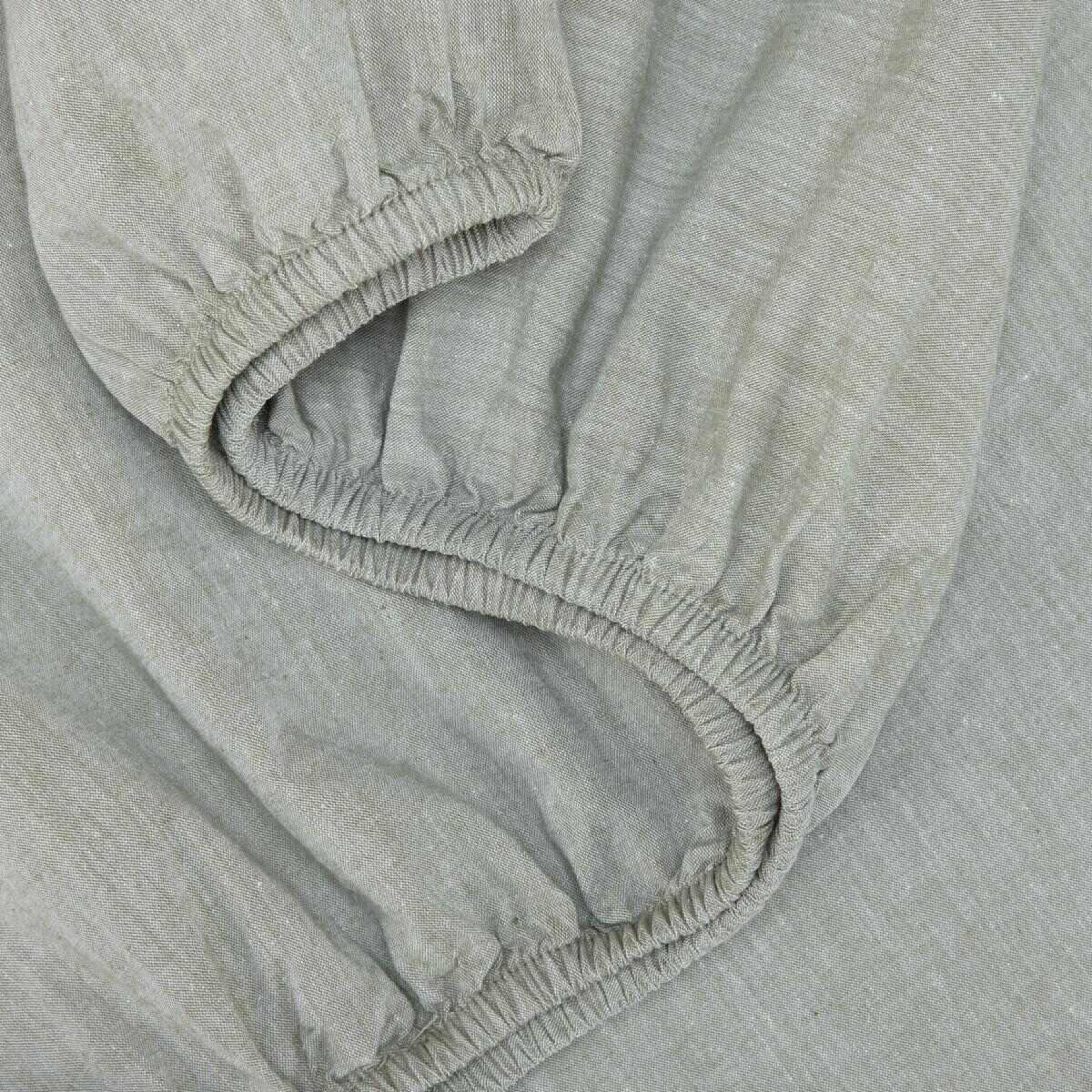3 Stonewashed Chambray Cotton Sheet Set - Queen Bed, Sage, 3 of 7
