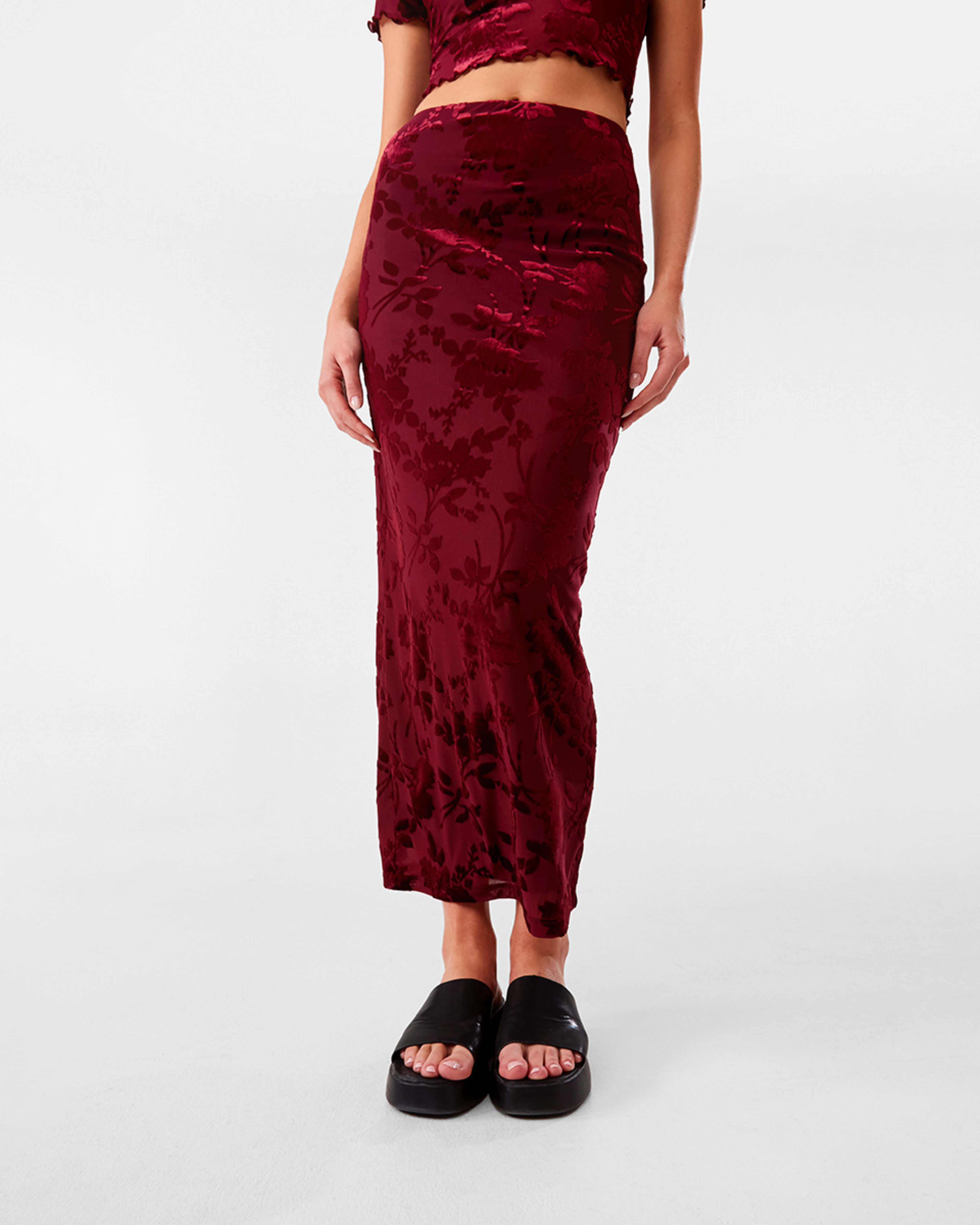 1 Burnout Maxi Skirt Cran Juice, 1 of 8