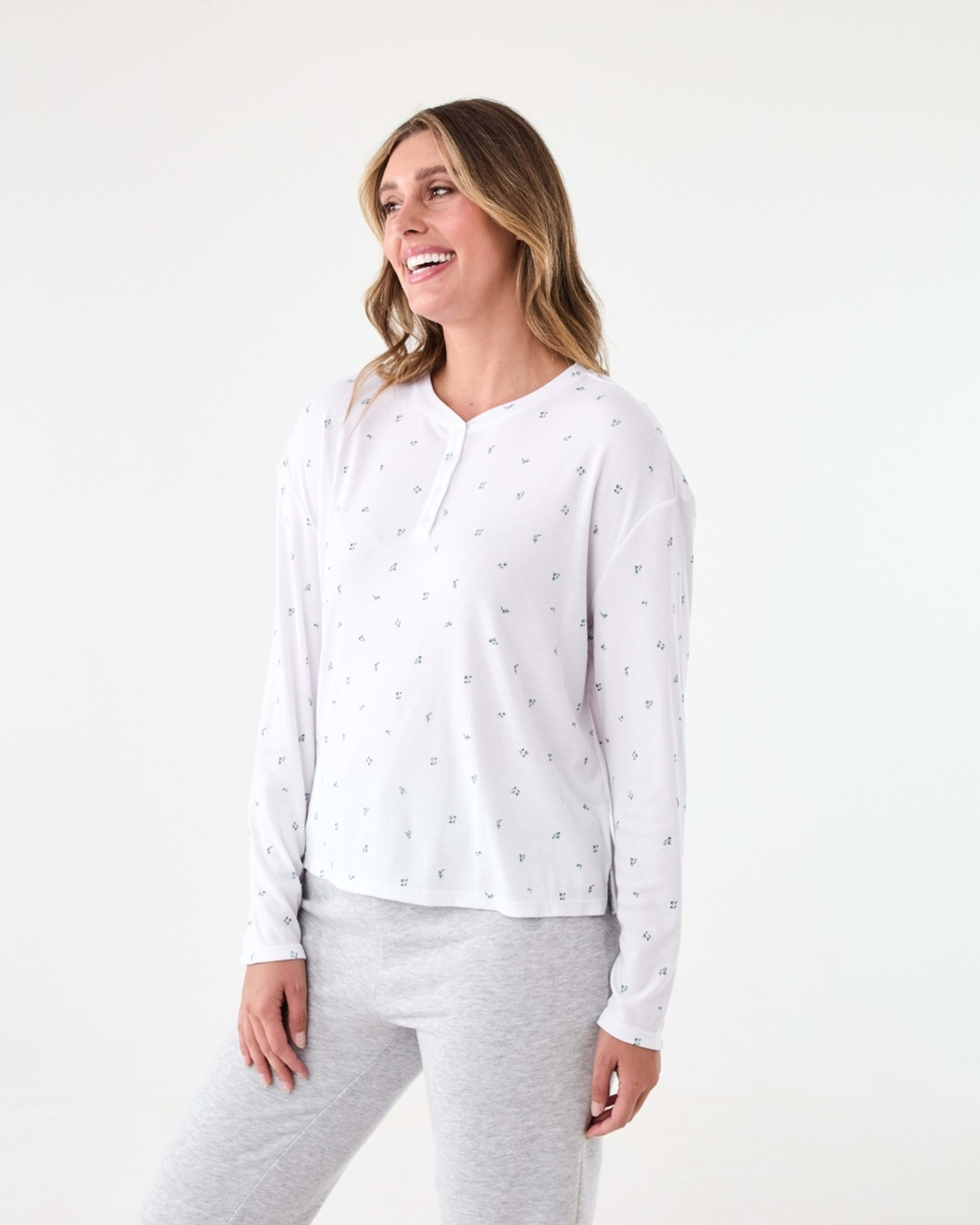 2 Long Sleeve Comfort Rib Top Sm Ditsy W, 2 of 5
