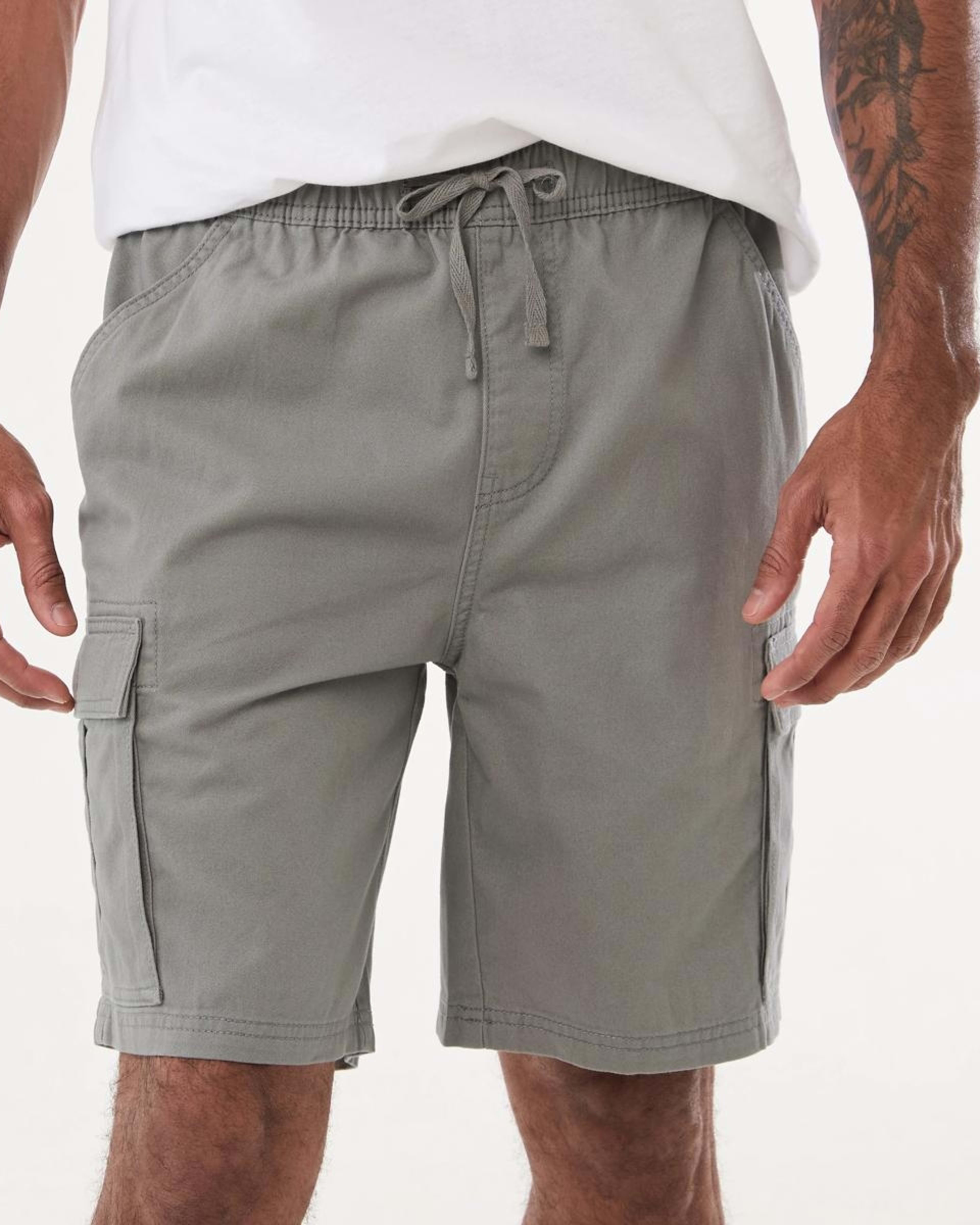 1 Elastic Waist Cargo Shorts SILENT STORM, 1 of 7