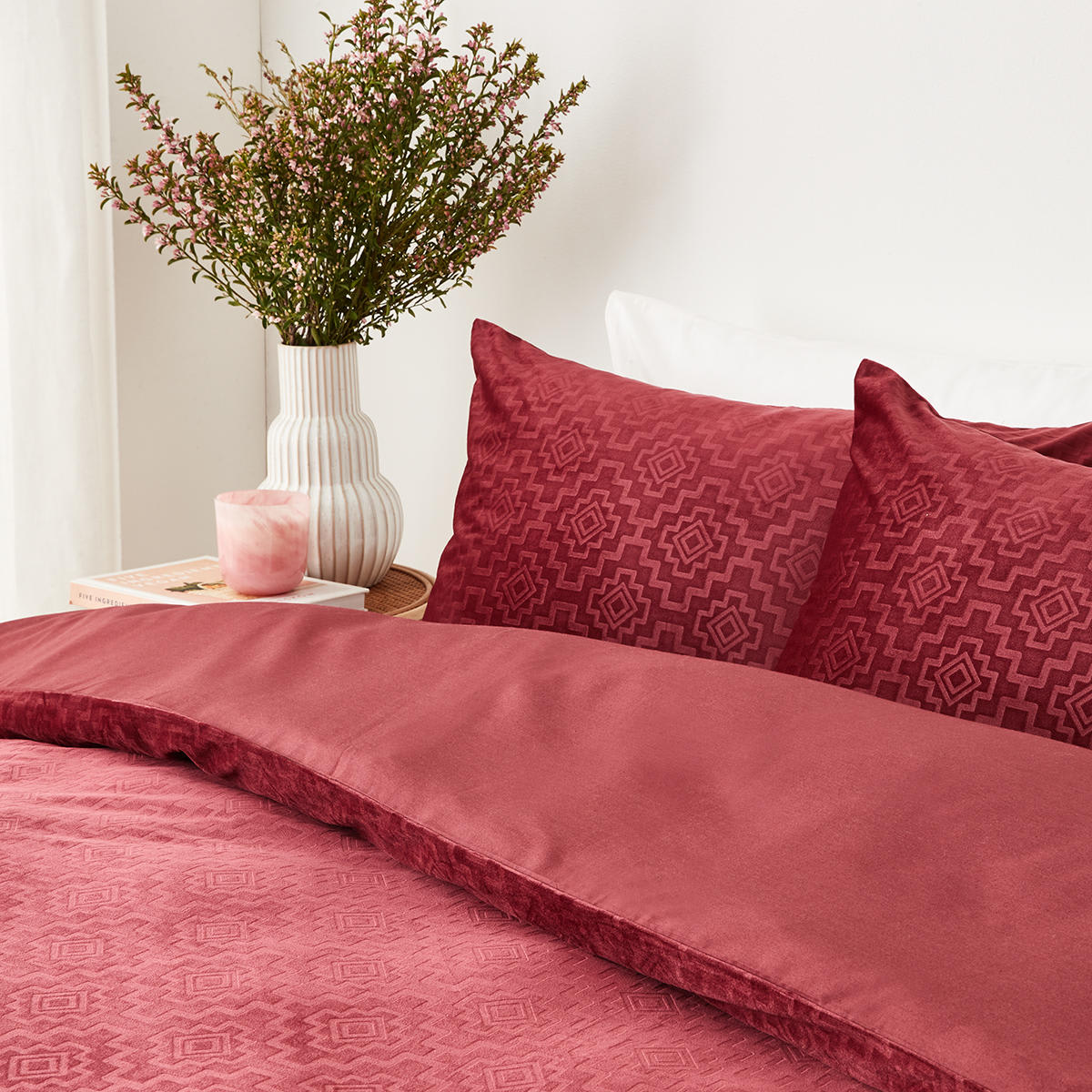 Rose Quilt Cover Set Super King Bed, Shiraz Kmart