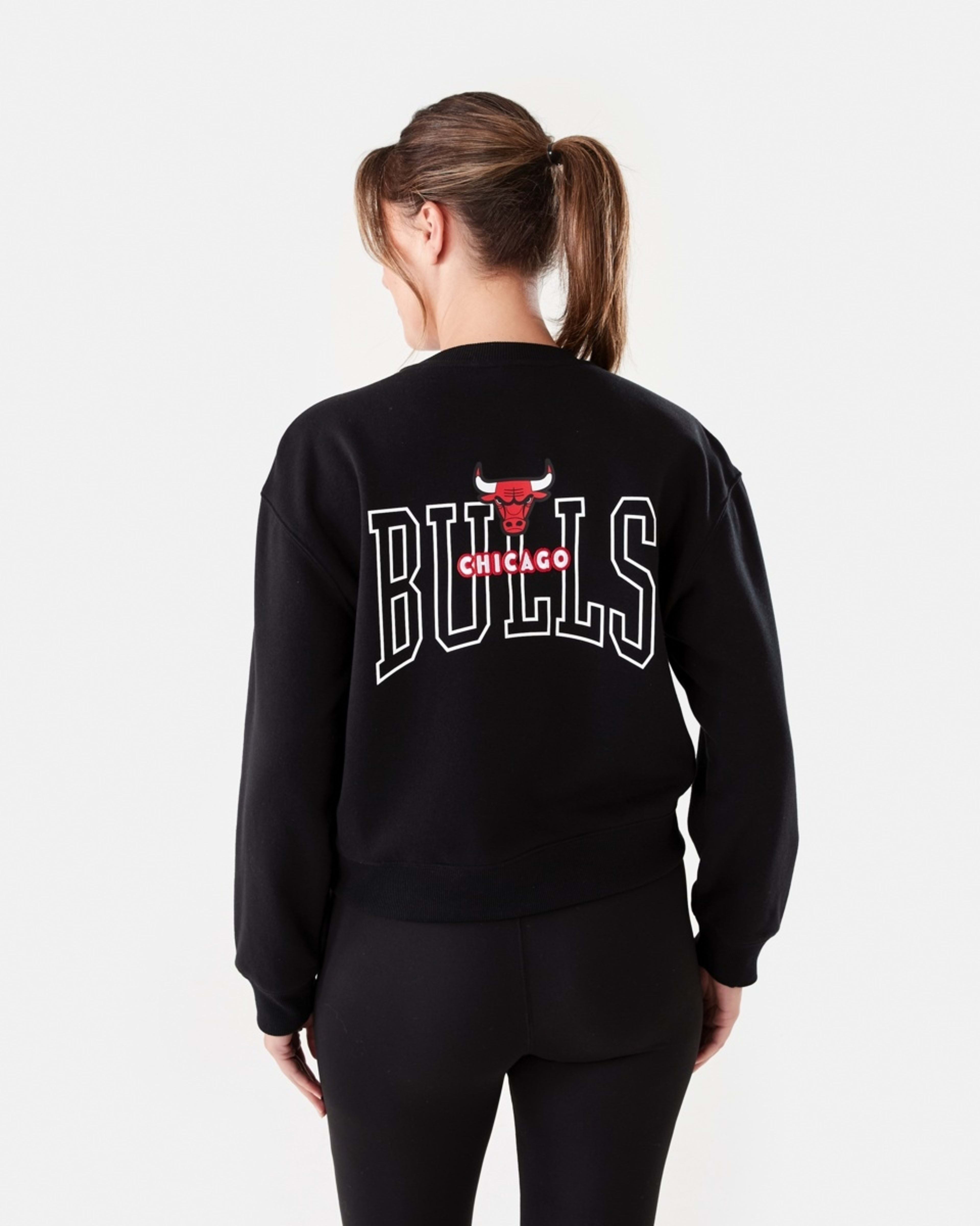 3 Official NBA Adult Lounge Crew Neck Pullover Bulls 7c3v, 3 of 6