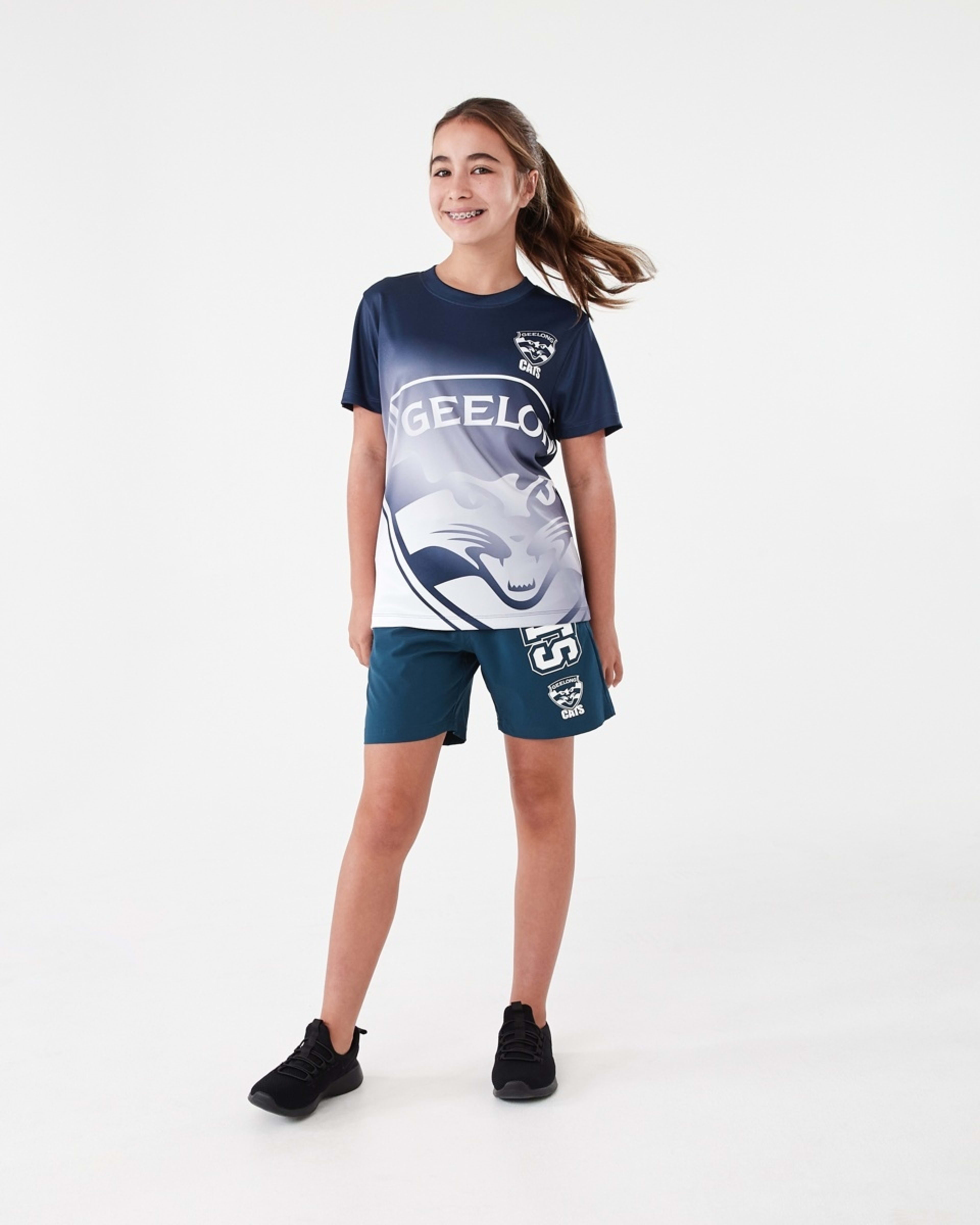 7 Official AFL Kids Training T-shirt Geelong, 7 of 10