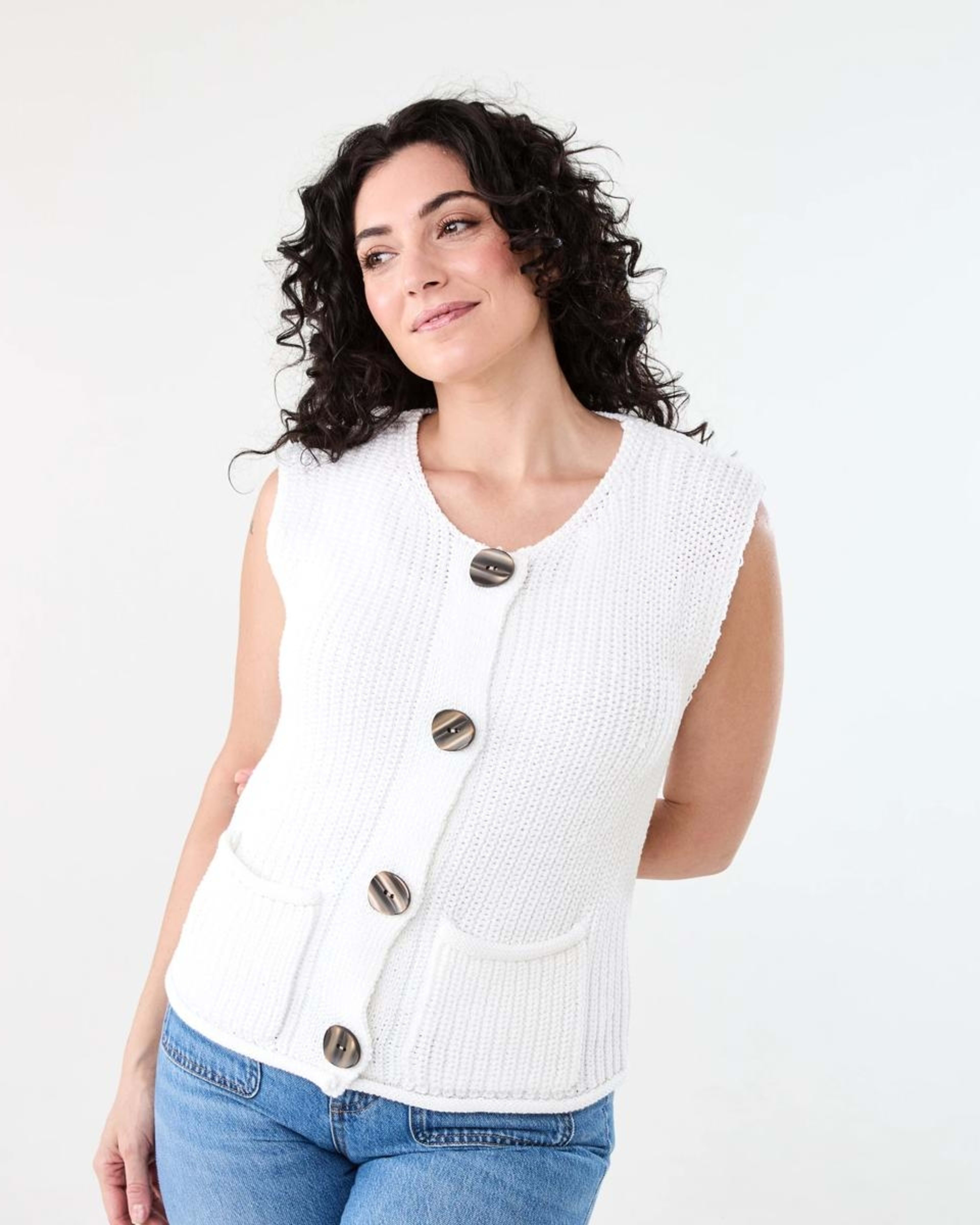 1 Fisherman Rib Vest WHITE, 1 of 6