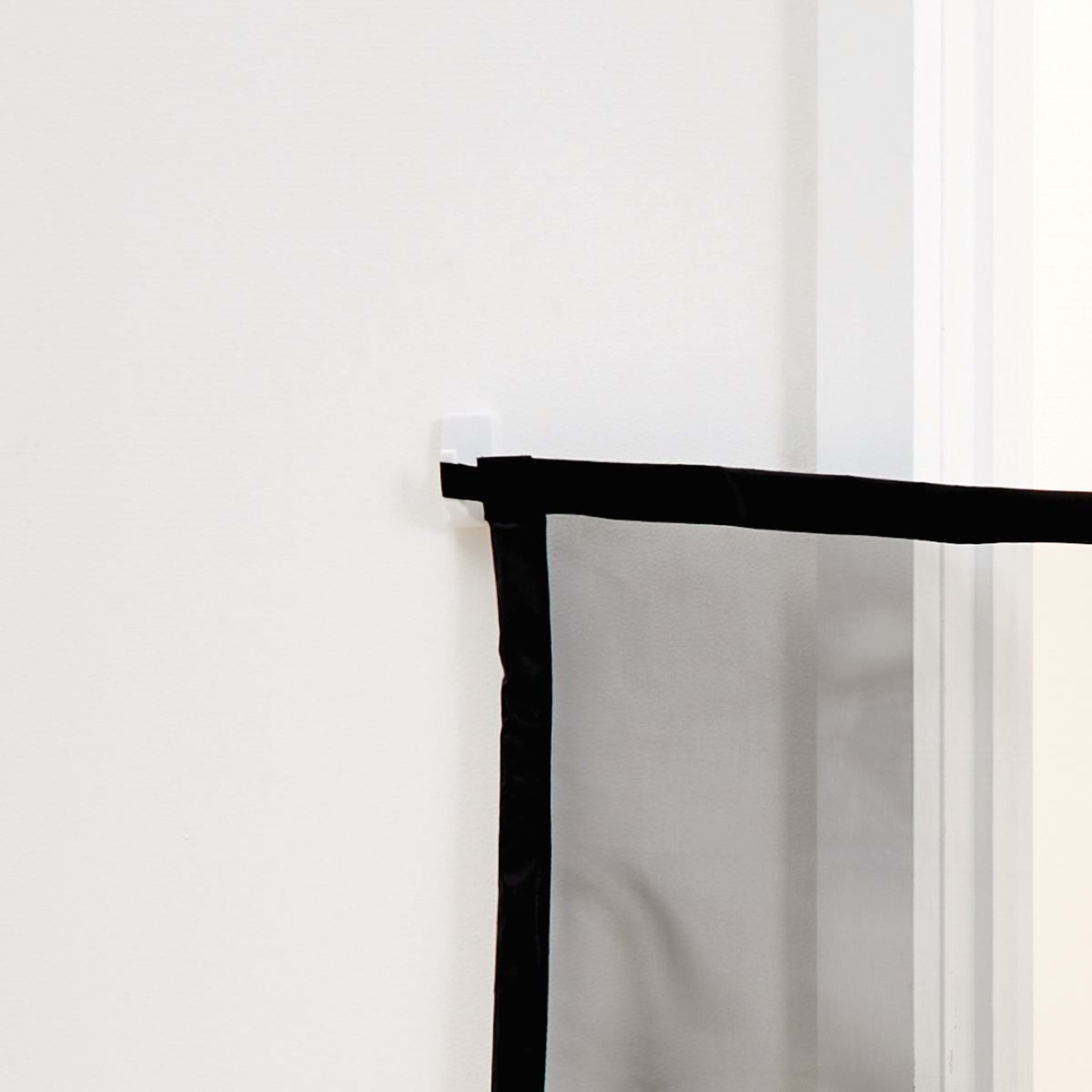 4 Pet Mesh Barrier, 4 of 9