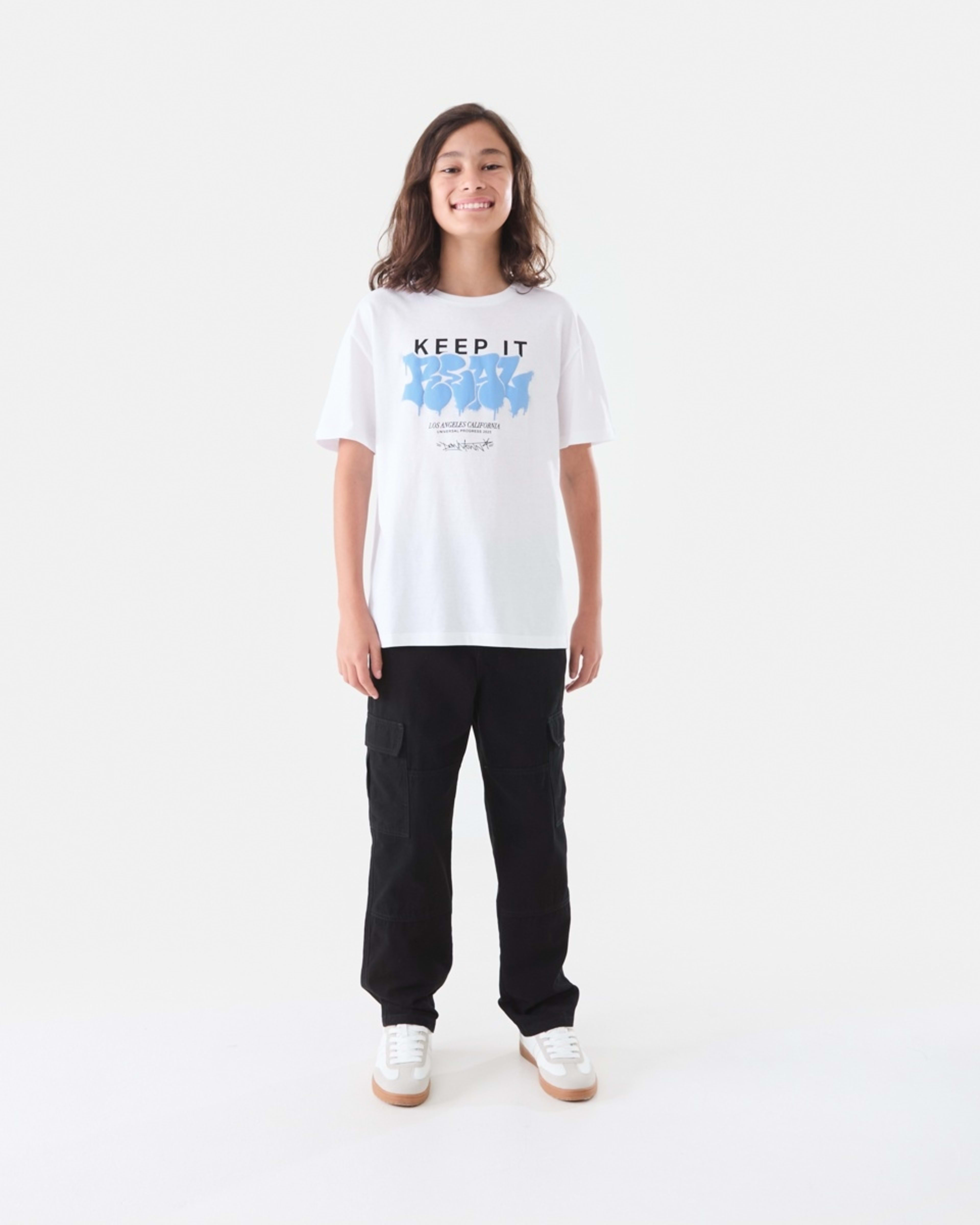 5 Short Sleeve Graphic Print T-shirt Wht Graff, 5 of 6