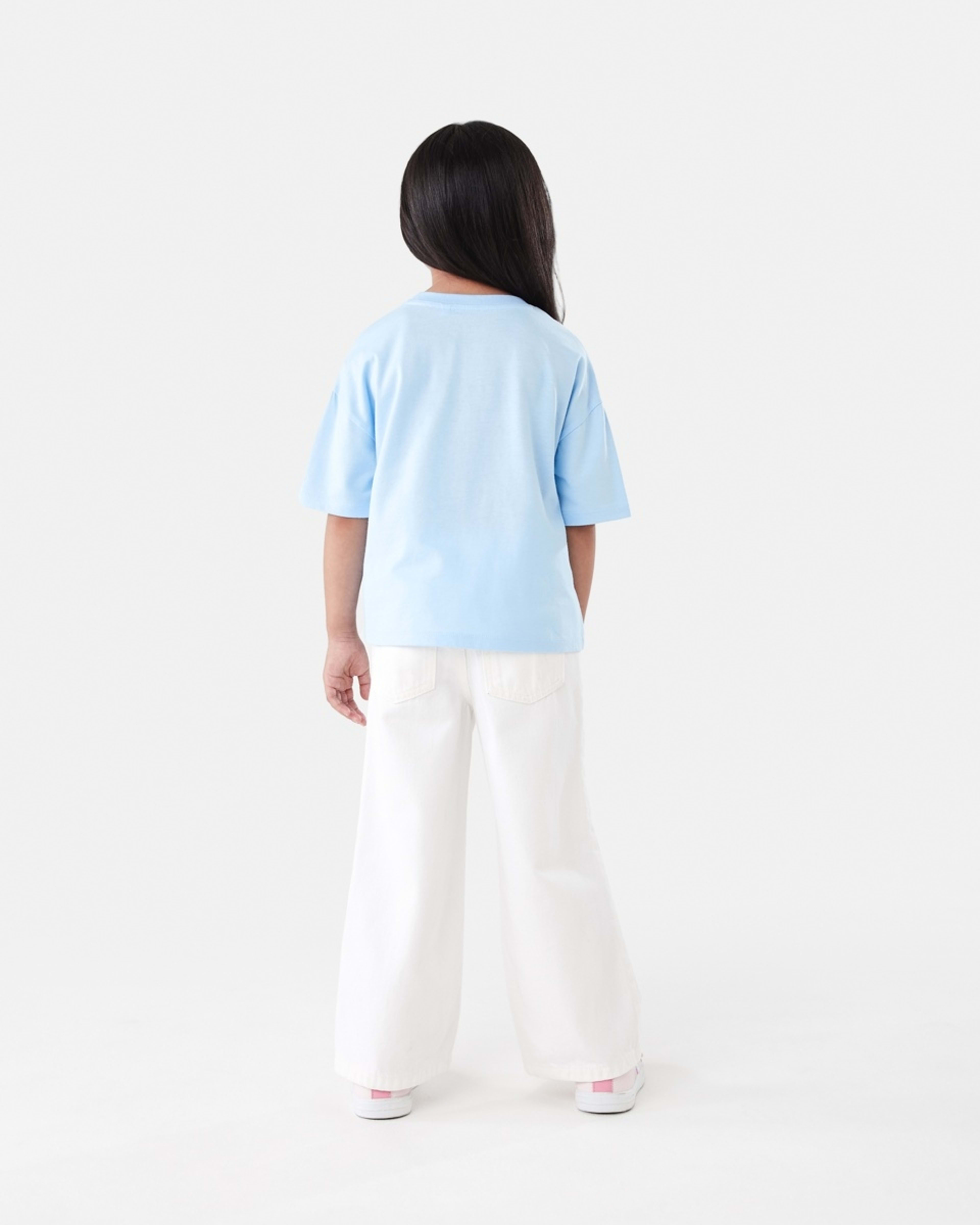 6 Short Sleeve Oversized Applique T-shirt Florals, 6 of 8