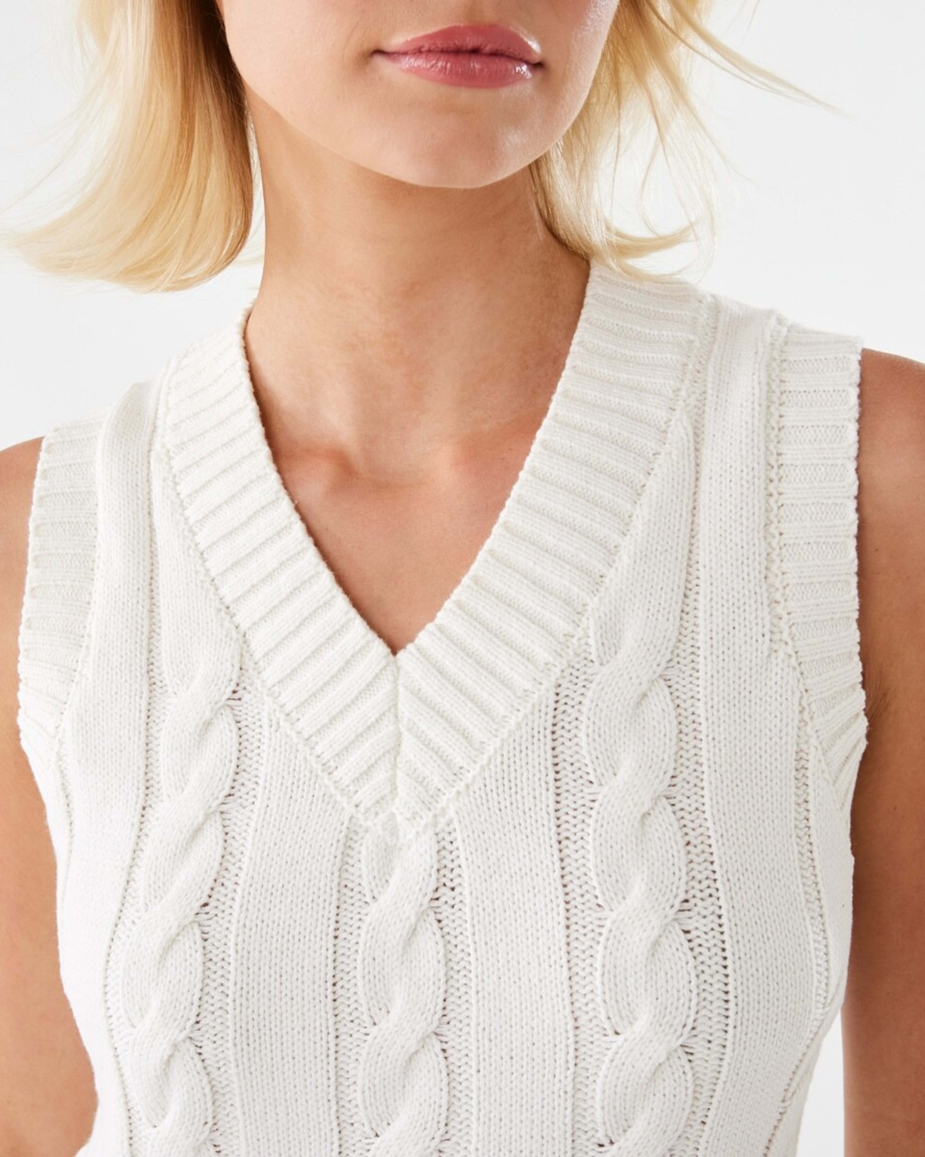 6 Cable Vest Ecru, 6 of 7