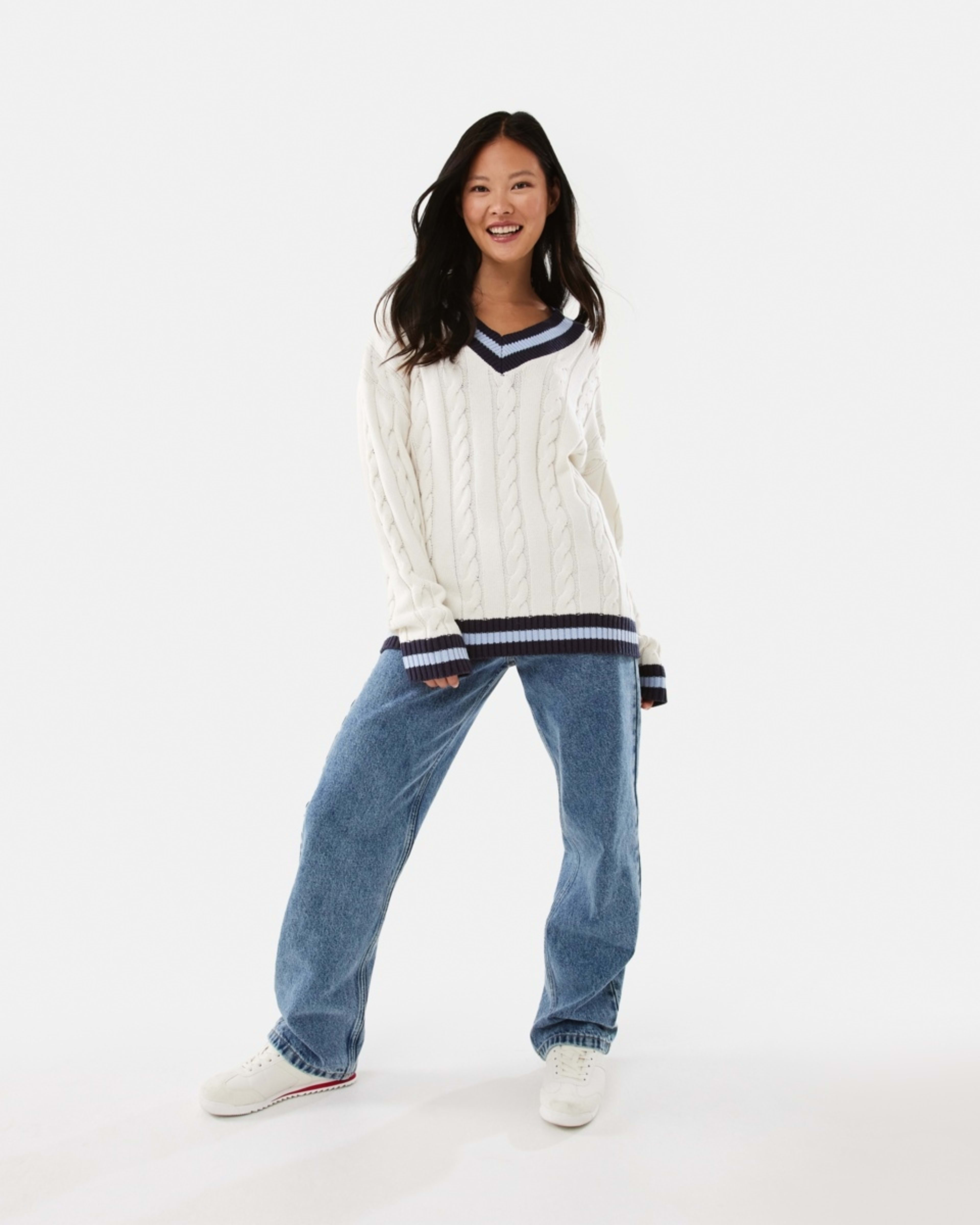 2 Cable V-Neck Jumper Ecru Tip, 2 of 10