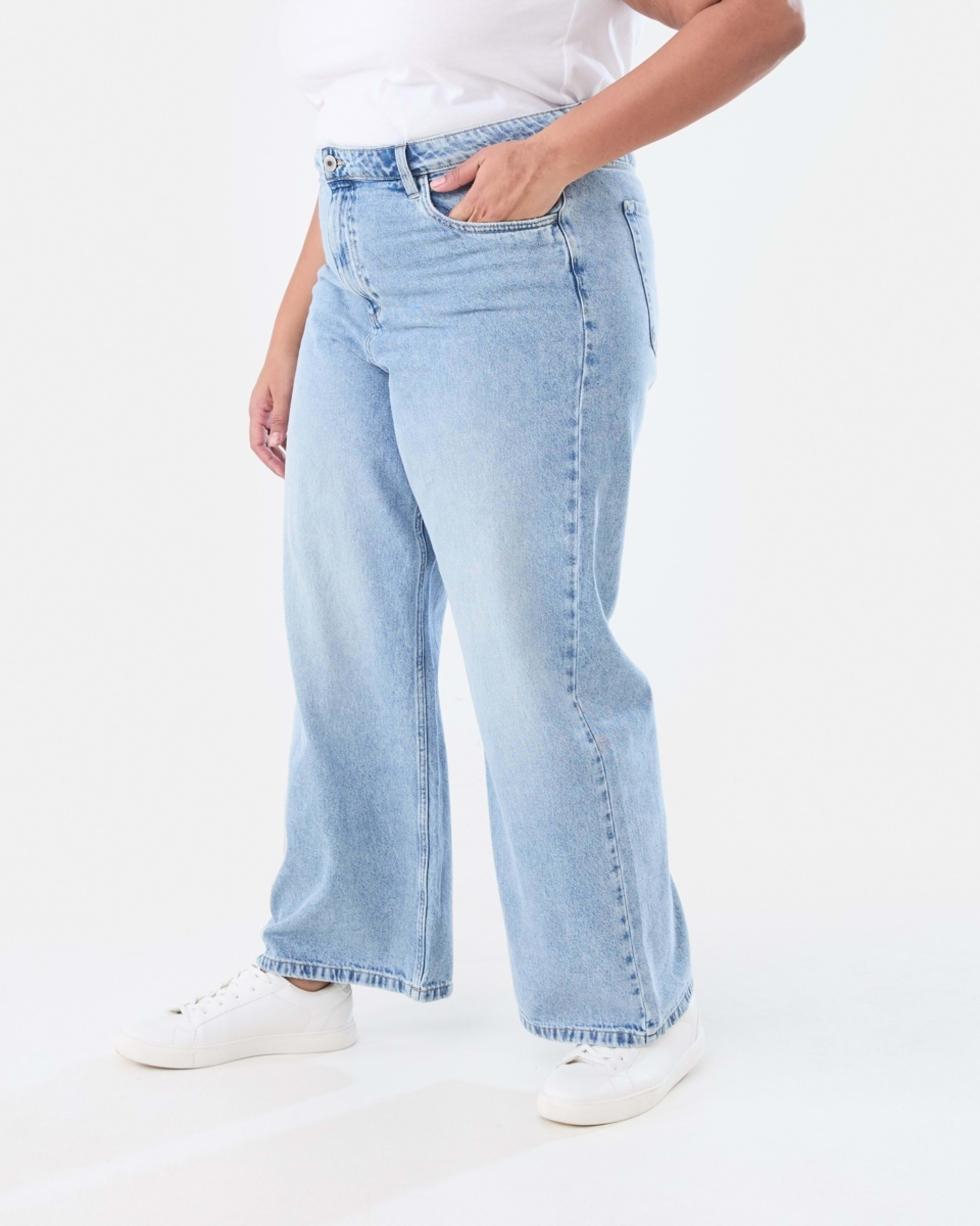 2 Curve Wide Leg Jeans Lit Denim, 2 of 5