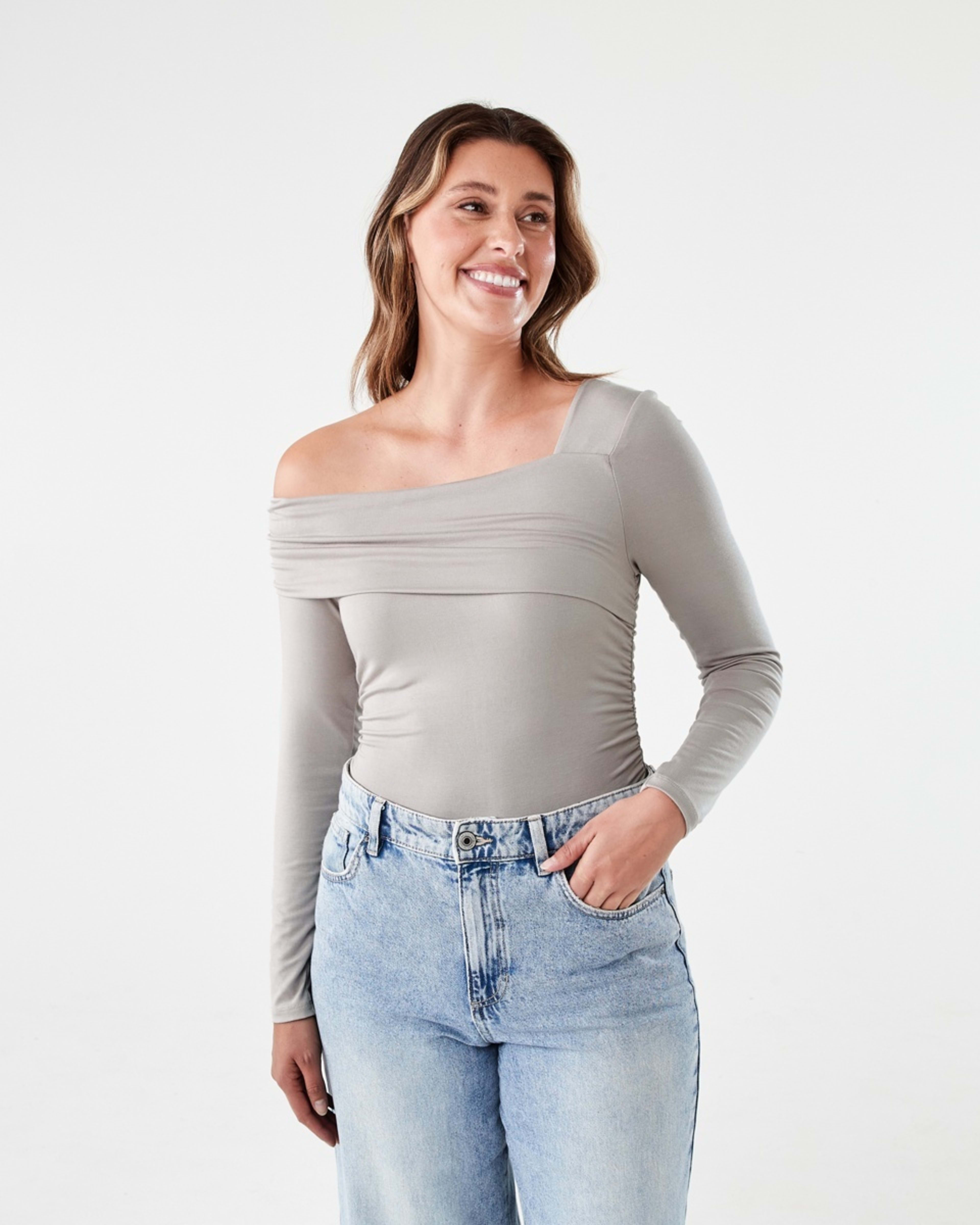 1 Long Sleeve Ruched Top FADED TAUPE, 1 of 7