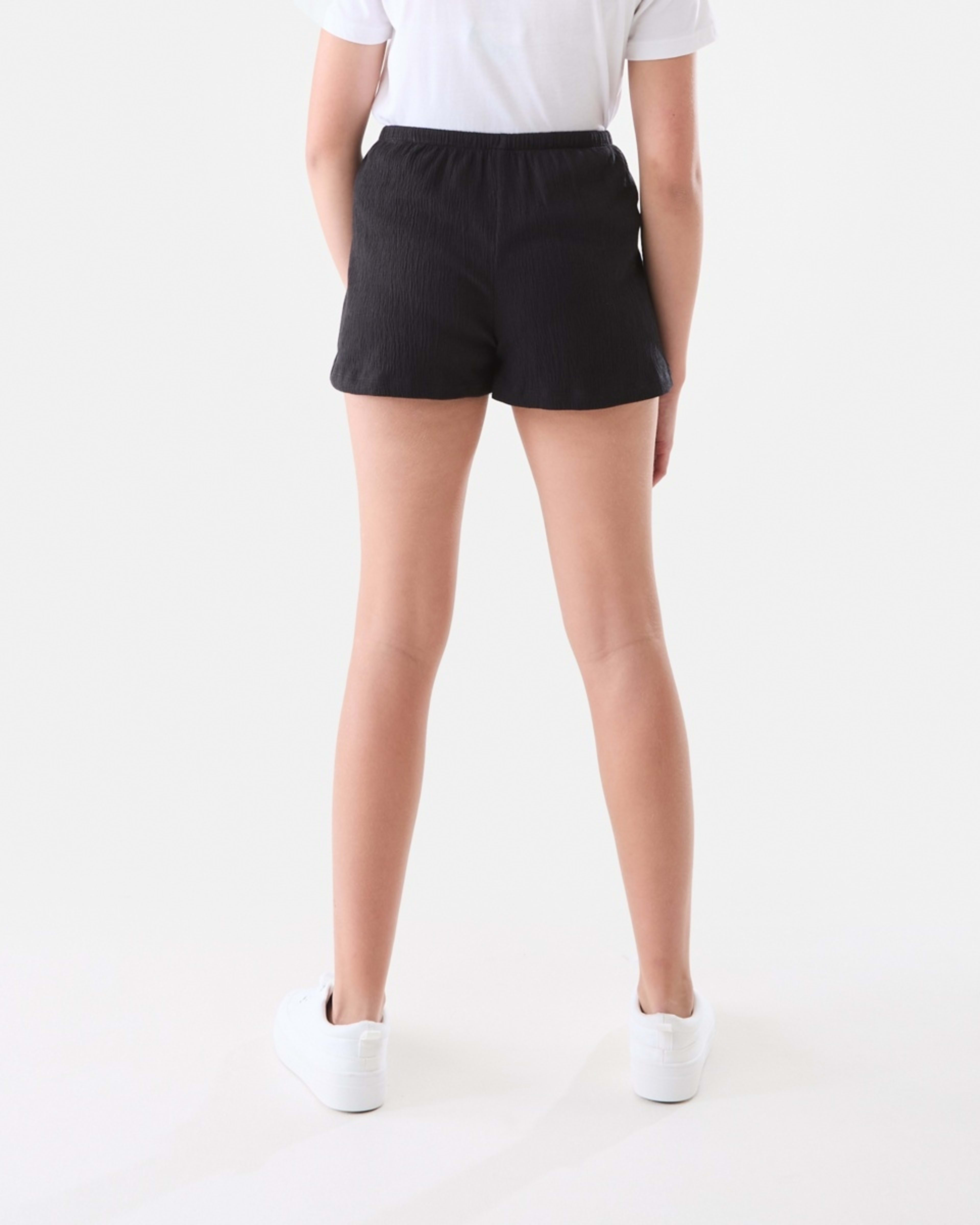2 Crinkle Shorts Black, 2 of 6