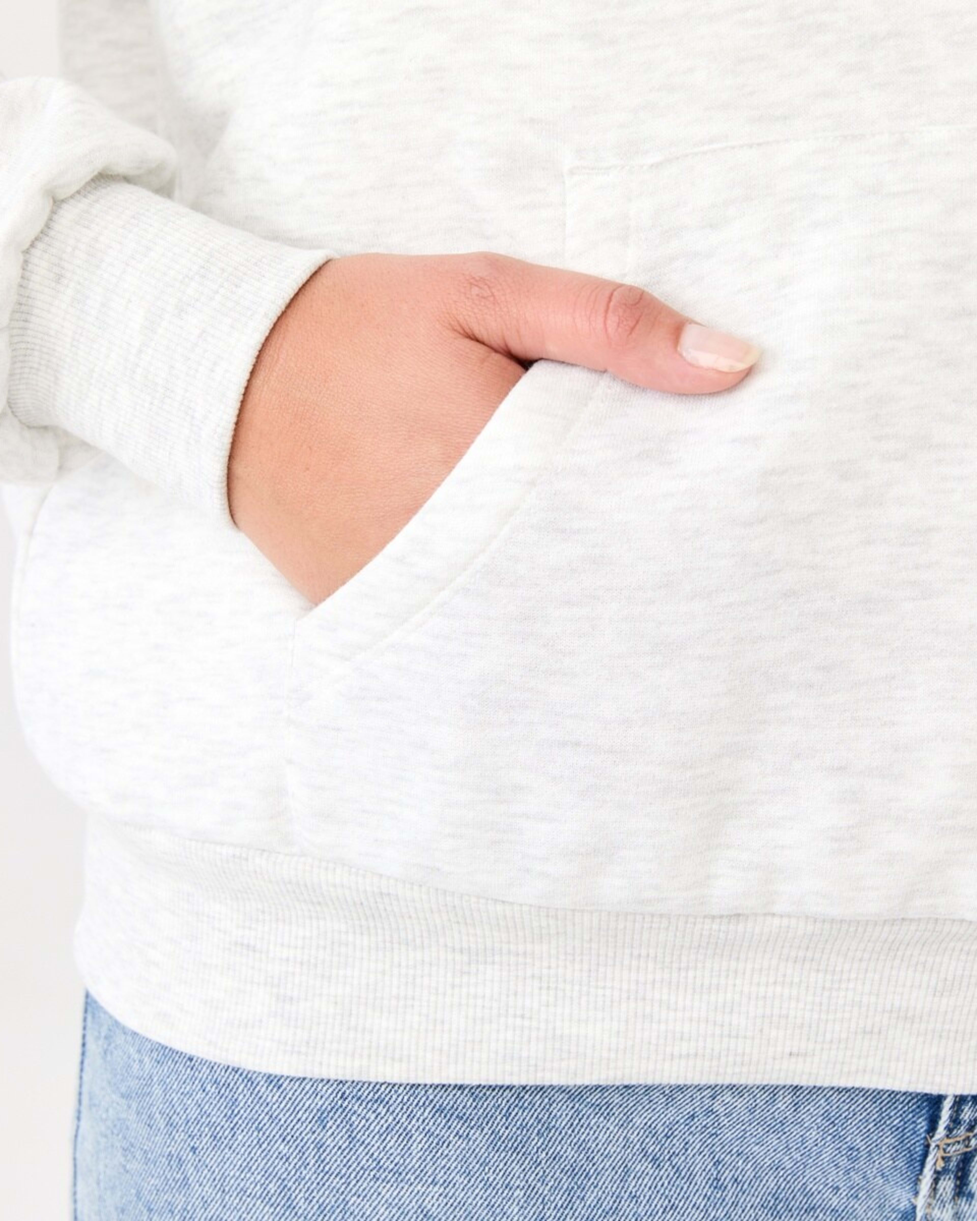 6 Sherpa Lined Graphic Hoodie Midtown, 6 of 7