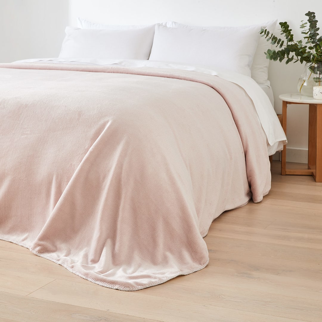 Oscar Sherpa Reverse Blanket Double/Queen Bed, Pink Kmart
