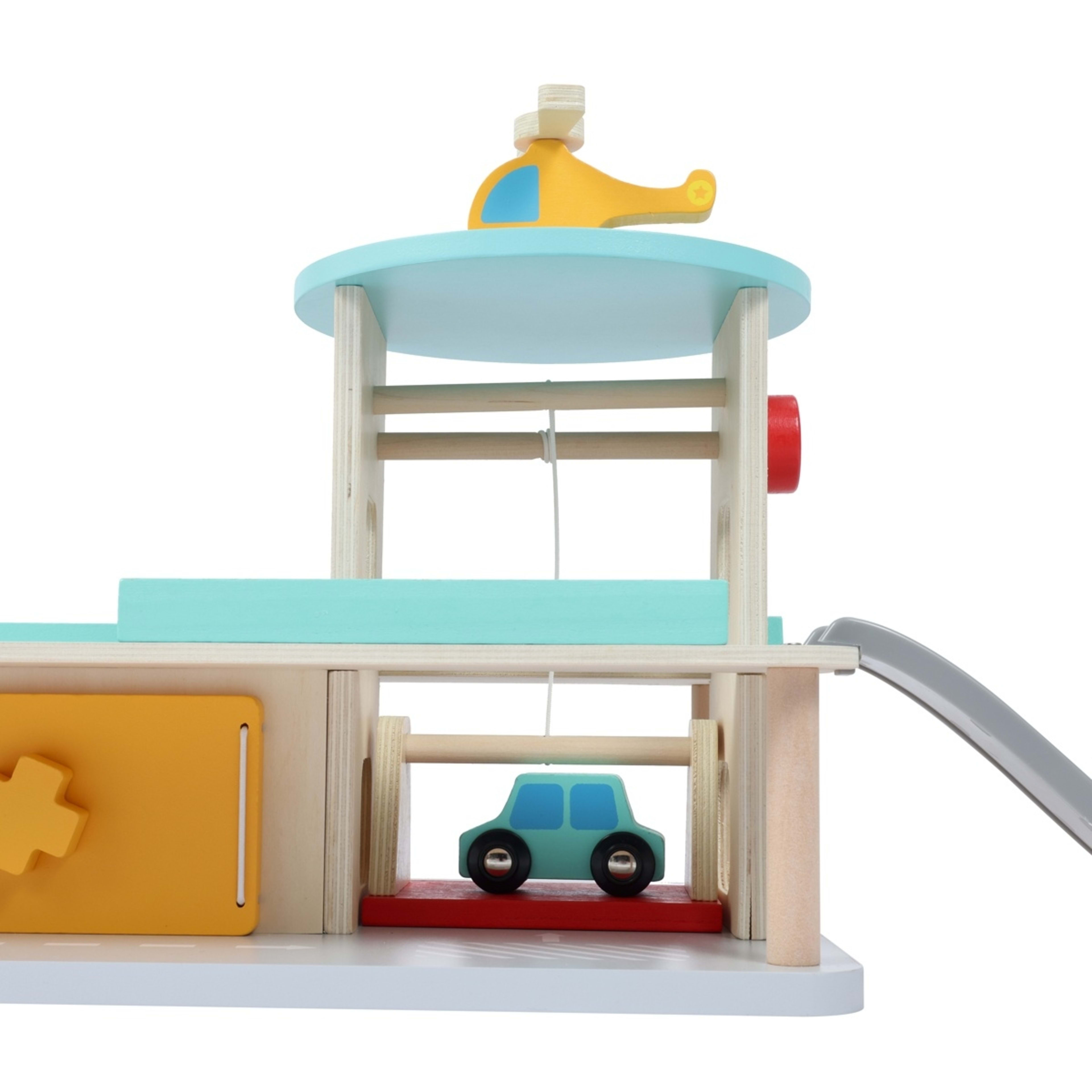 5 Wooden Garage Playset, 5 of 10