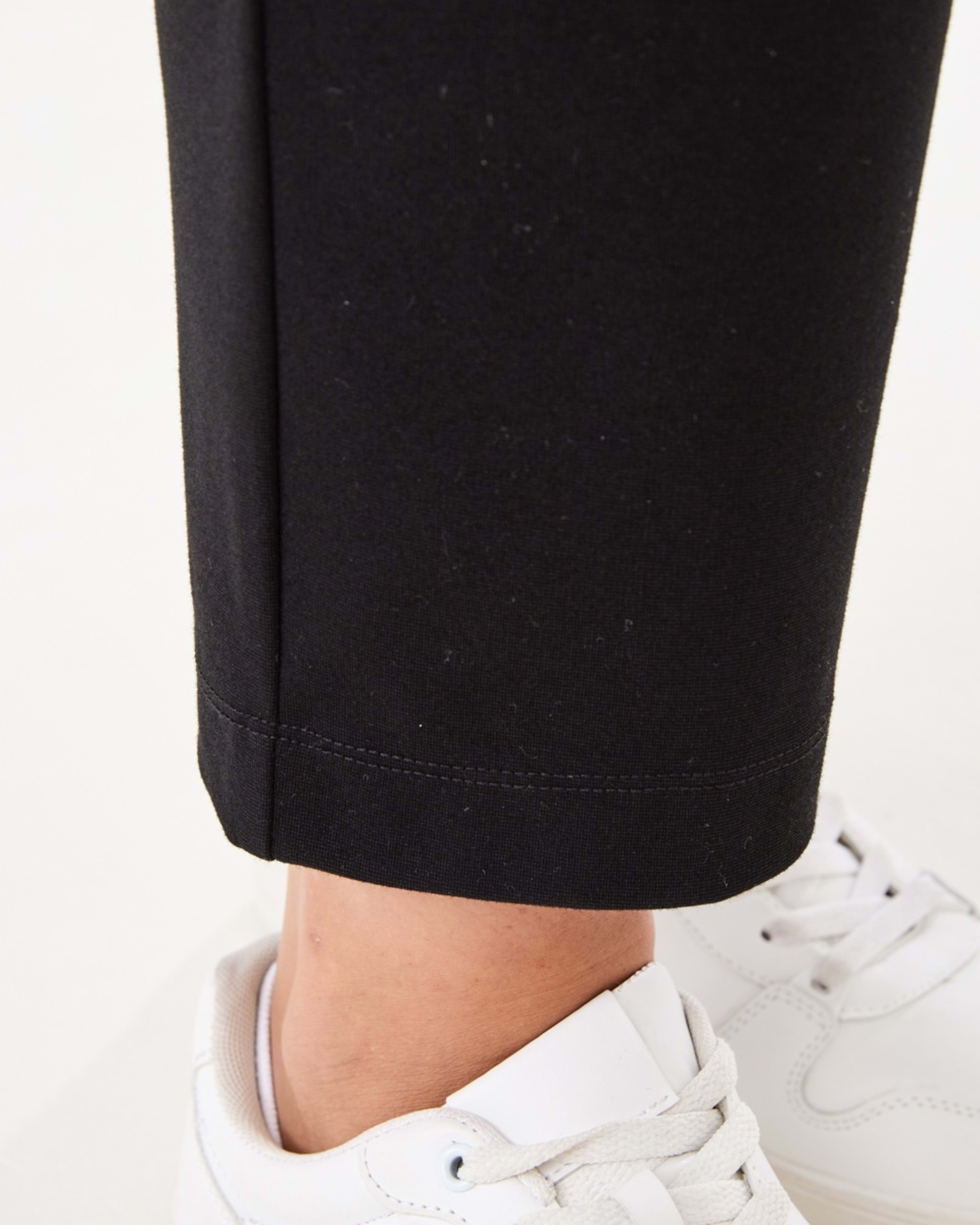 6 Ponte Trackpants Black, 6 of 7
