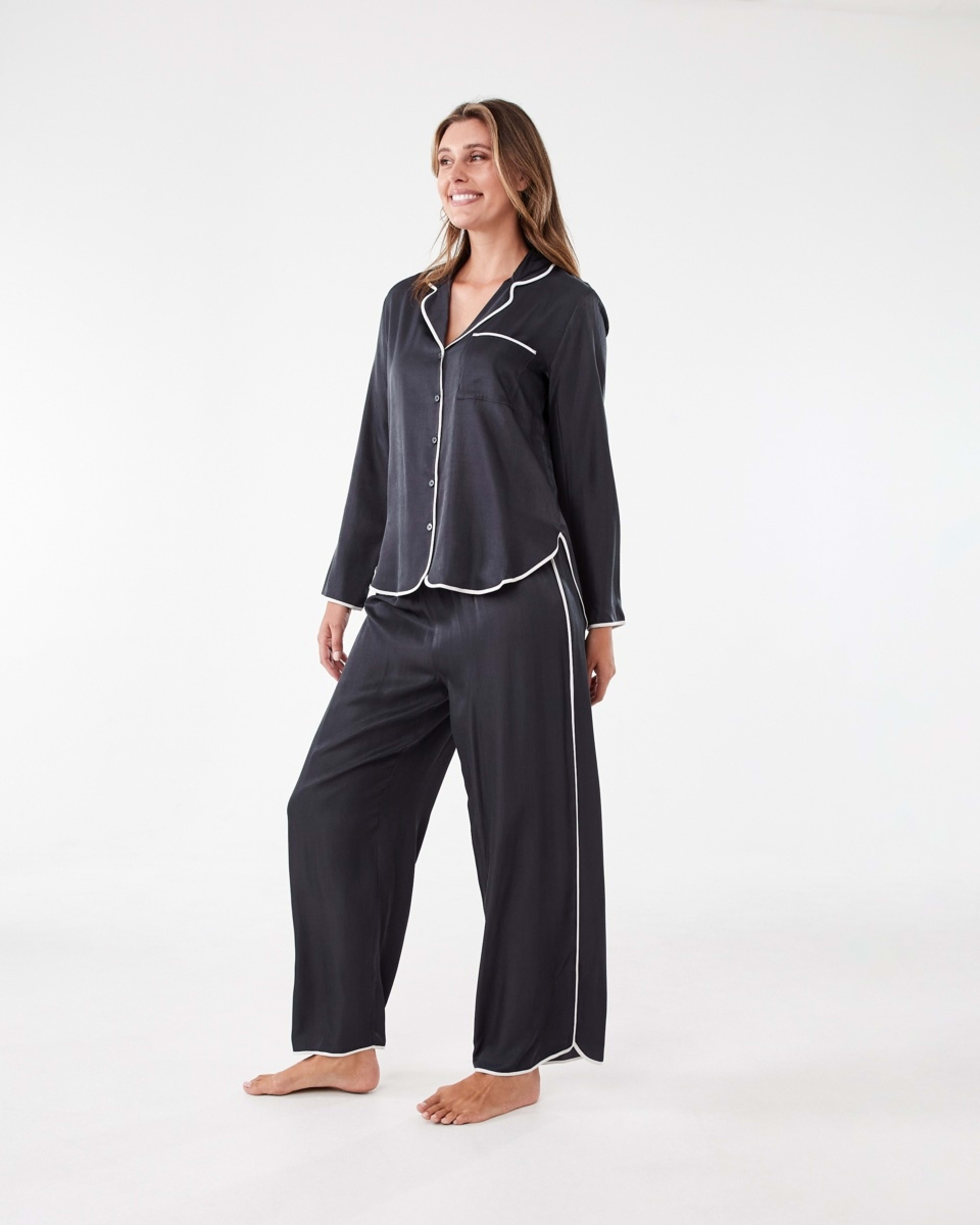 2 Matte Satin Long Sleeve Top and Pants Pyjama Set Wshd Slate, 2 of 9