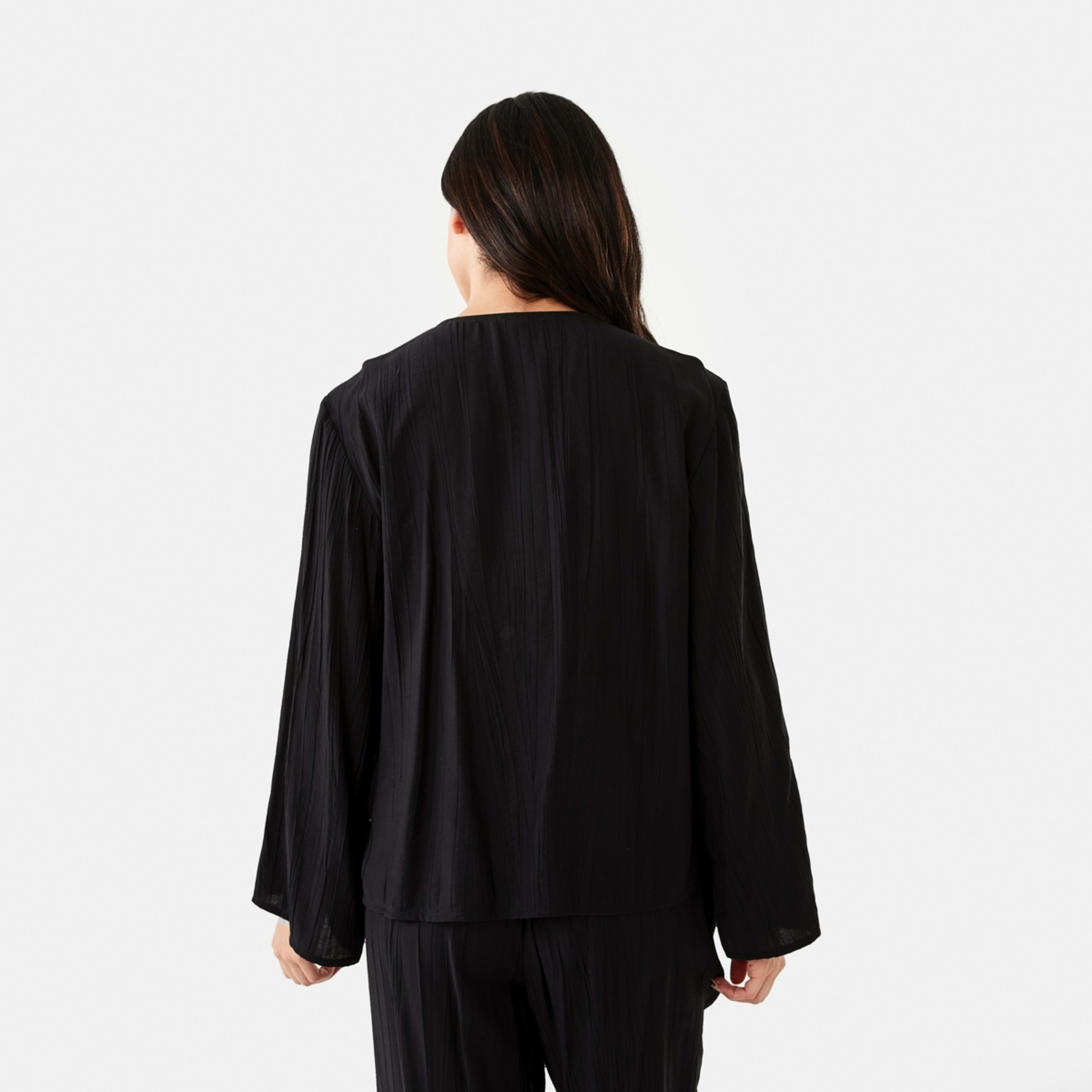 3 Long Sleeve Textured Tie Front Top Black, 3 of 6