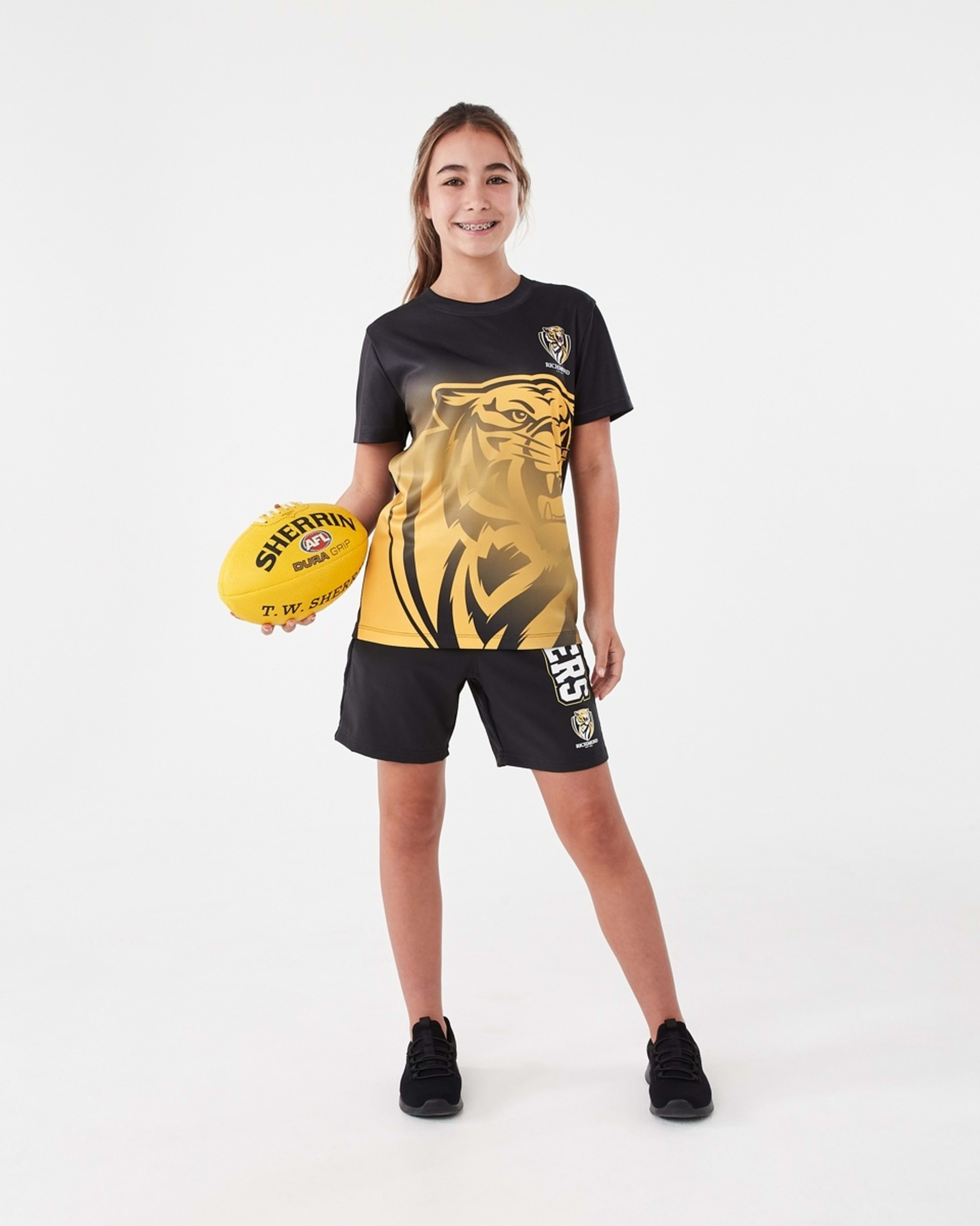 1 Official AFL Kids Training T-shirt Richmond