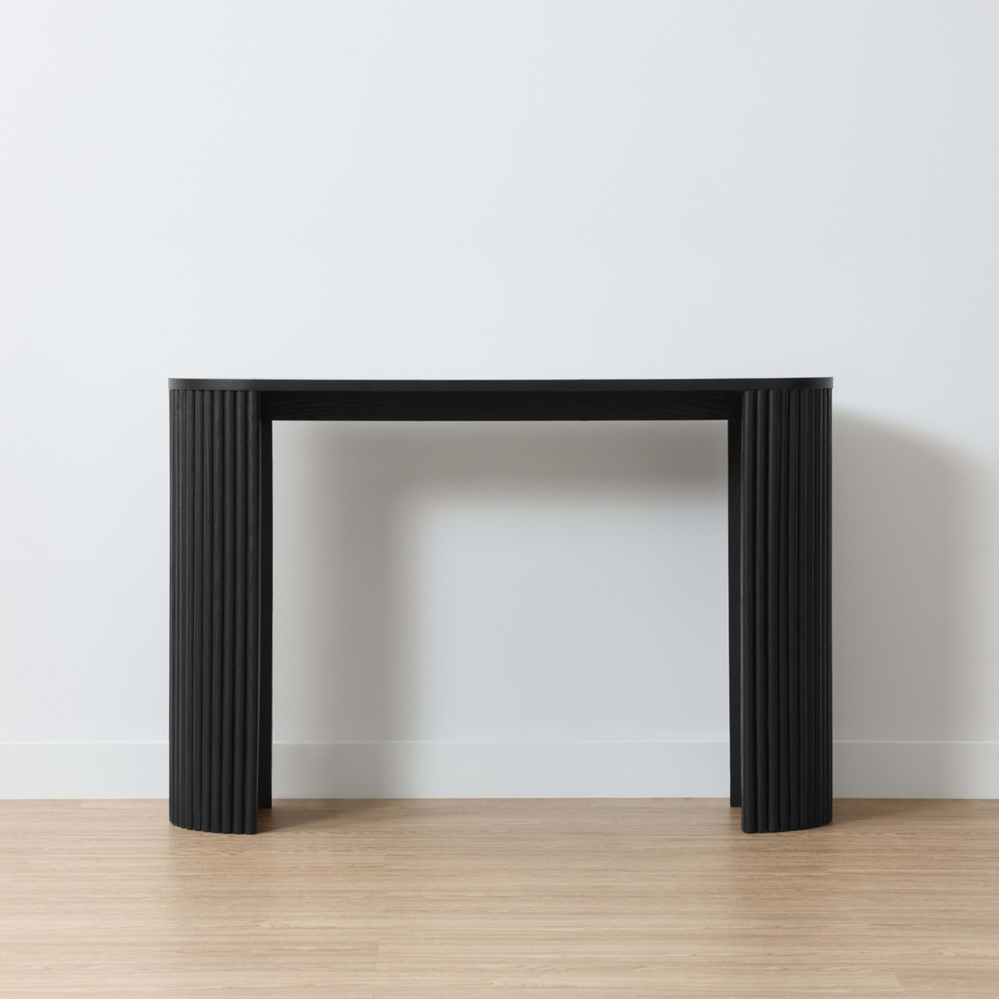 3 Ribbed Console Table - Black, 3 of 10