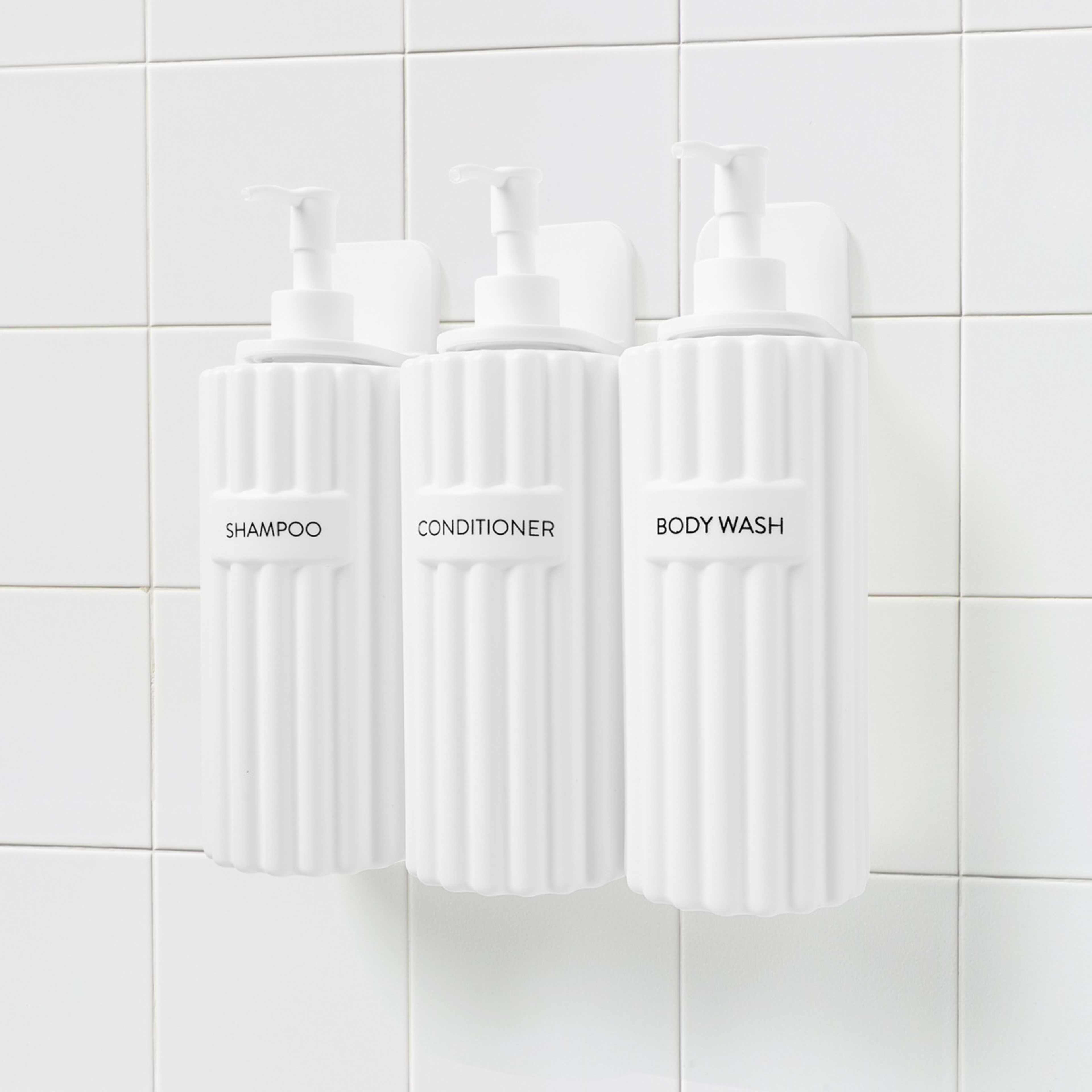 1 Set of 3 Refillable Bottles