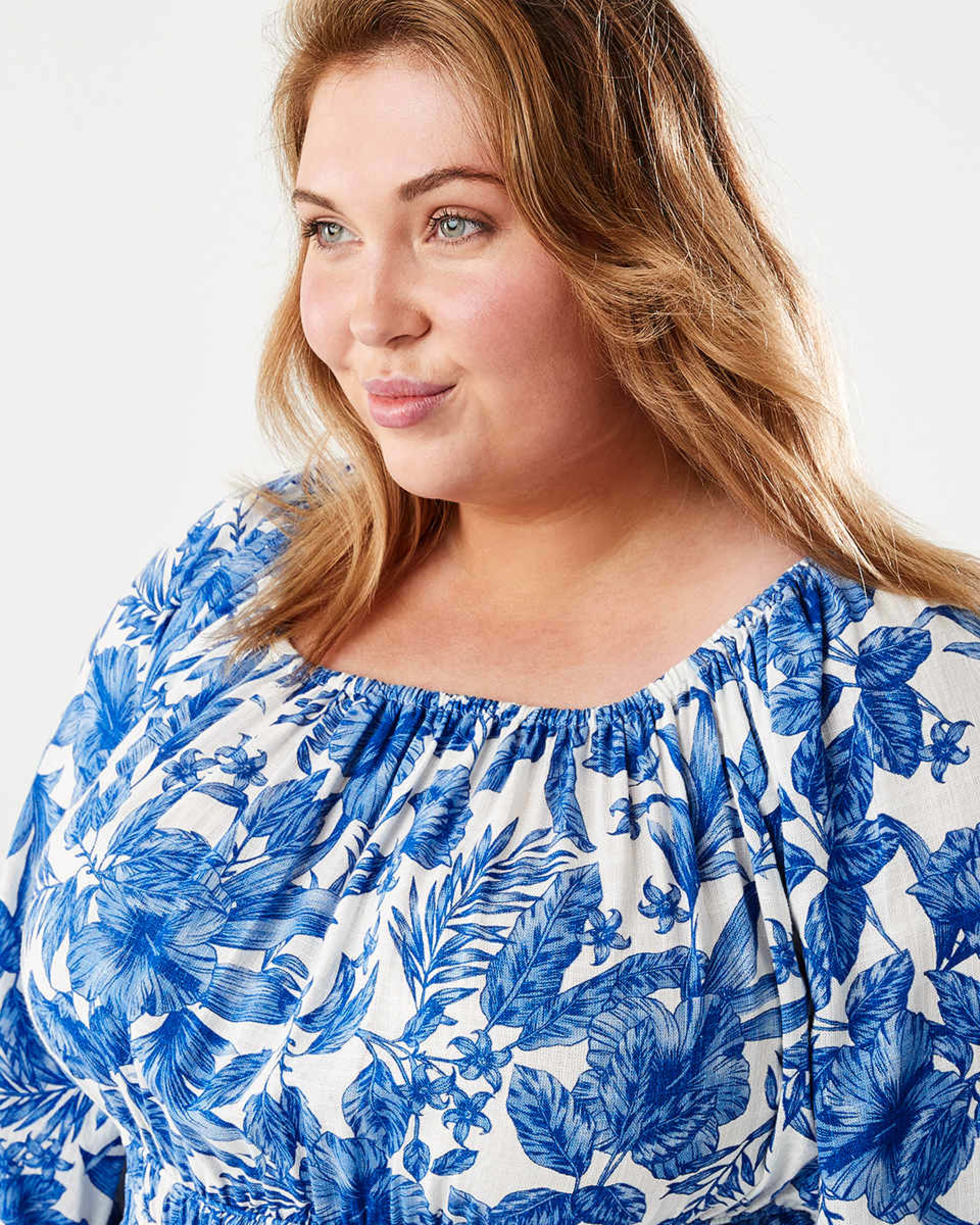 Curve Short Sleeve Square Neck Dress Kmart